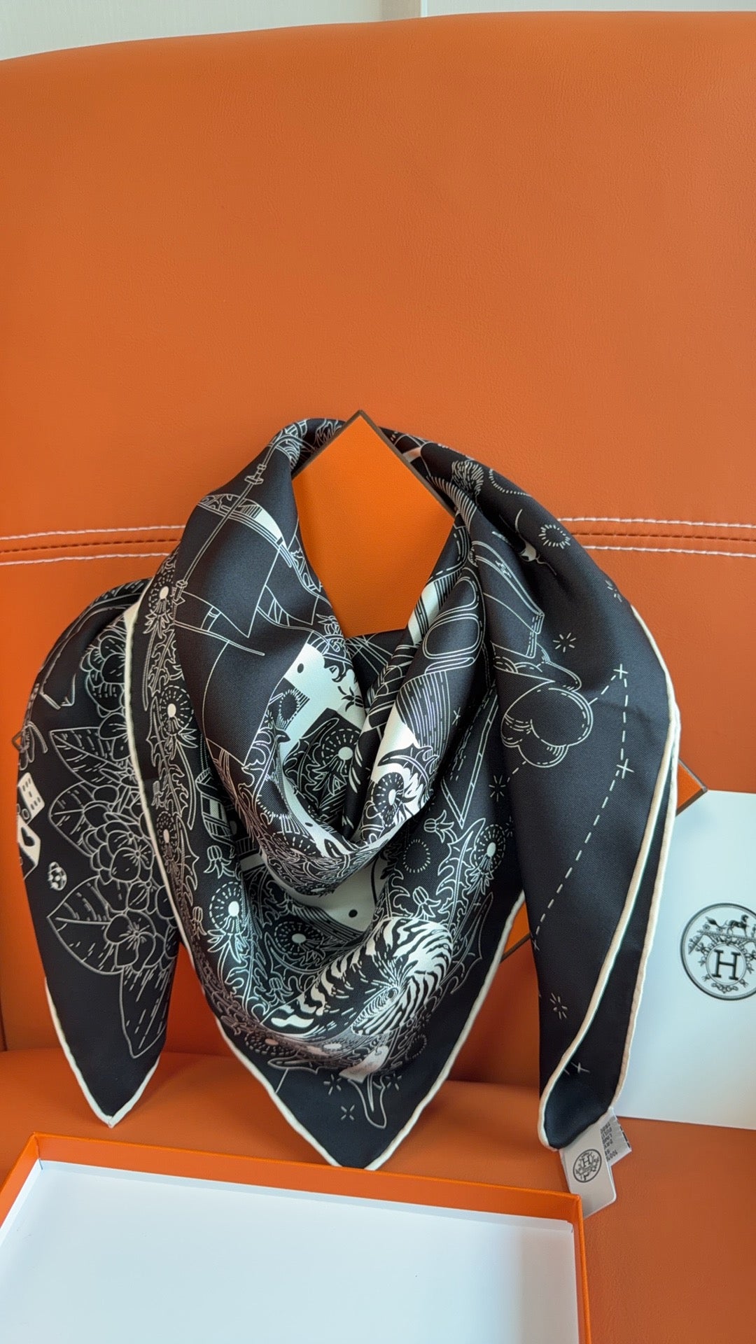 HM 26s 90 Scarf Black White Colorful Mulberry Silk 153396