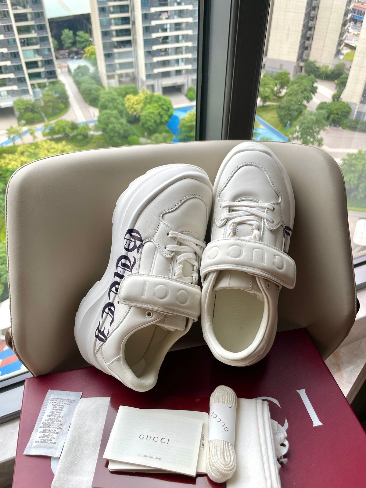 GG 26 Platform Sneaker White Black Sheepskin 632851