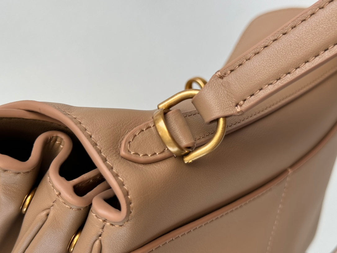 Balenciaga Large Bag 40 Rich Brown Calfskin Gold Hardware