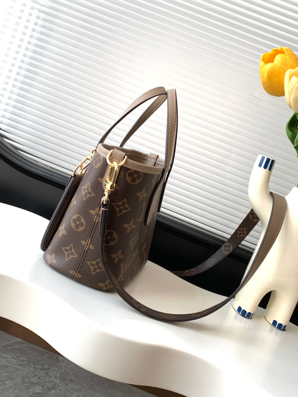 Neverfull 24 Bandoulière Inside Out BB Grey Calfskin