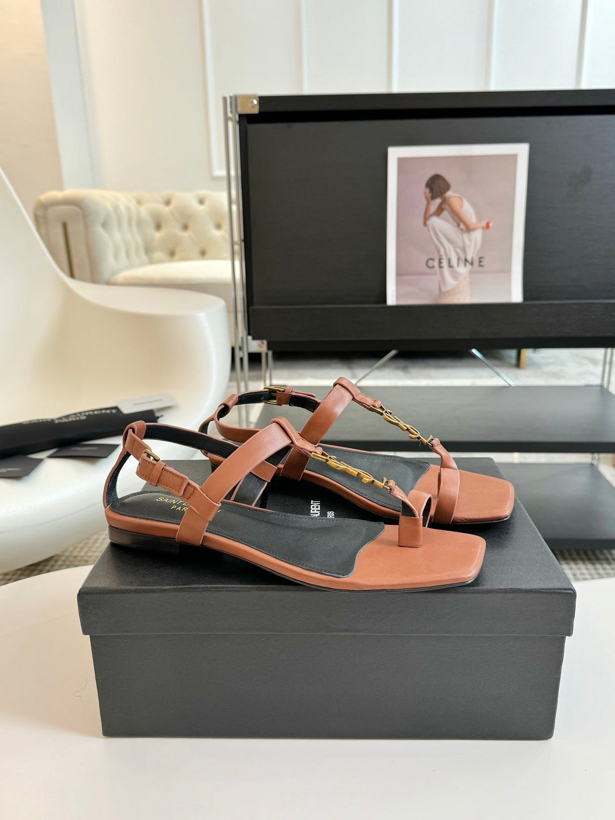 SL Cassandra Flat Sandals Black Tan Leather