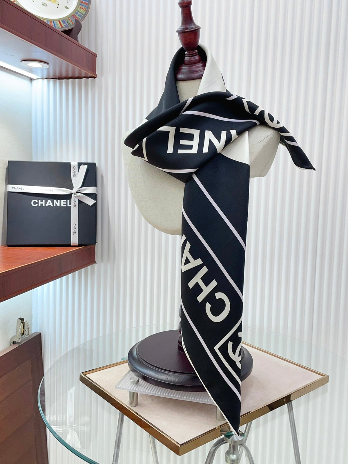CC Square Scarf 90 CM In Black Mix White Silk Twill  167961