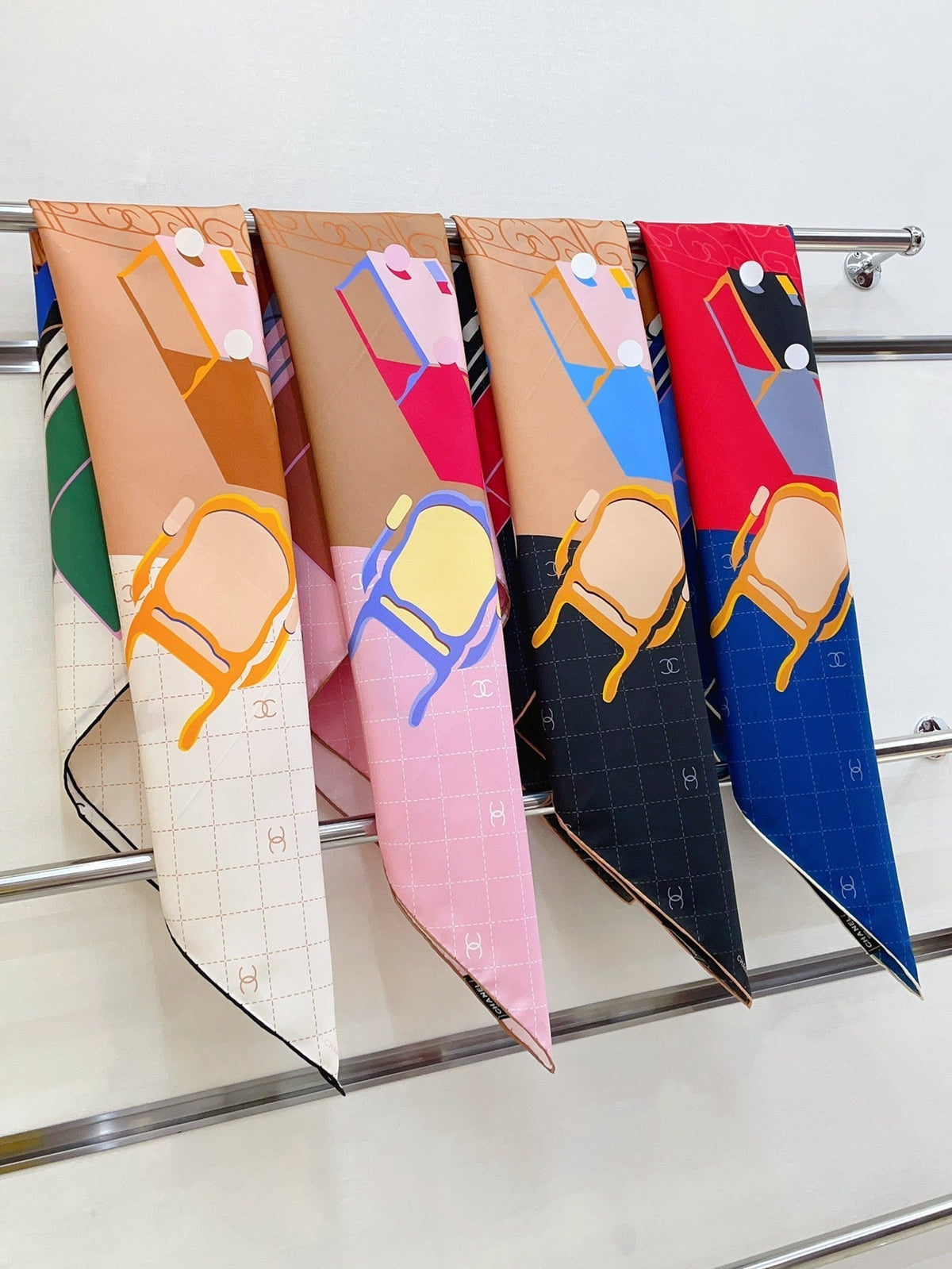 CC Square Scarf 90 CM In White Colorful Silk Twill  187426