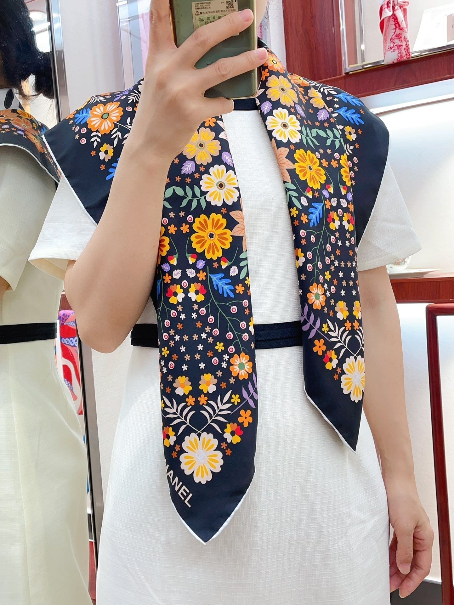 CC Square Scarf 90 CM In Black Colorful Silk Twill  234597