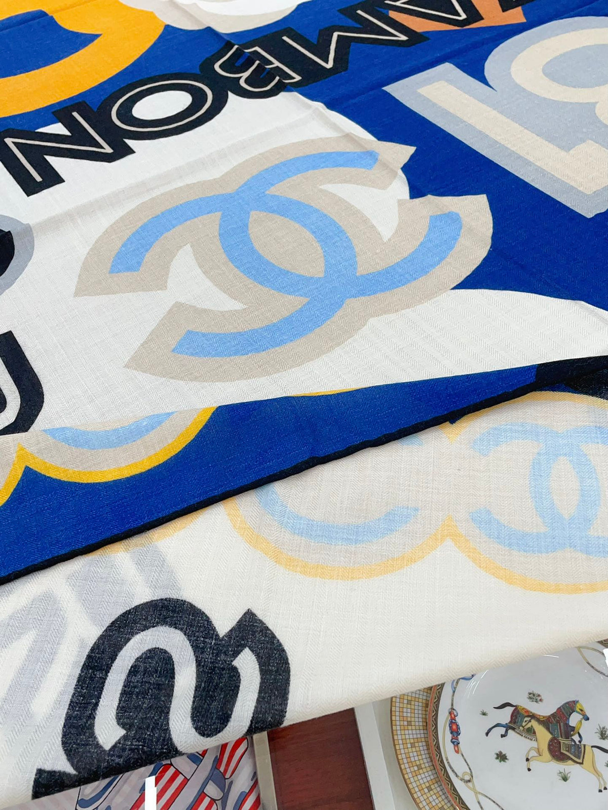 CC Square Scarf 140 CM In Colorful Cashmere And Silk  247636
