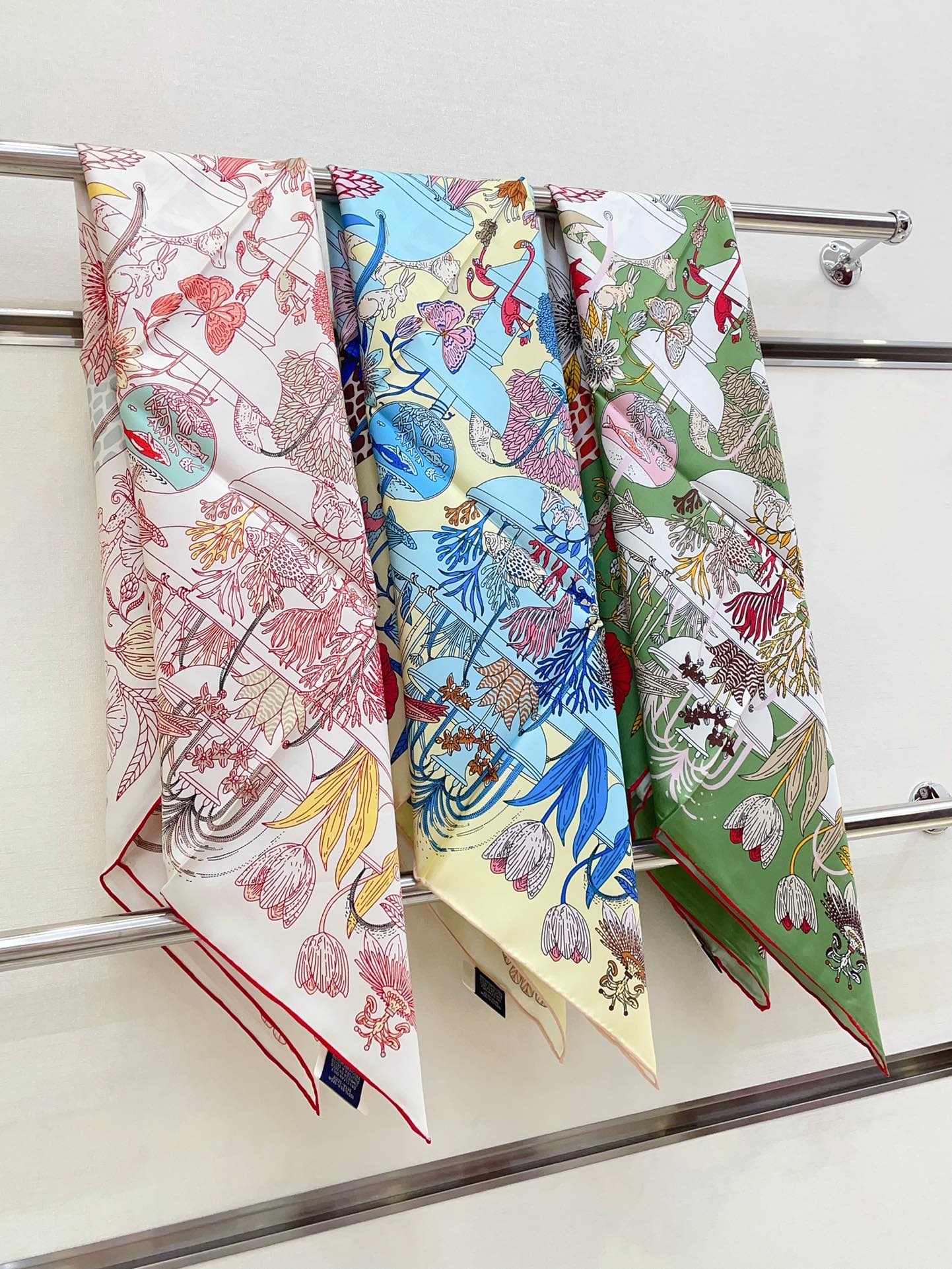 Precious Paradise Scarf 90 CM In Pink Colorful Silk Twill 294485