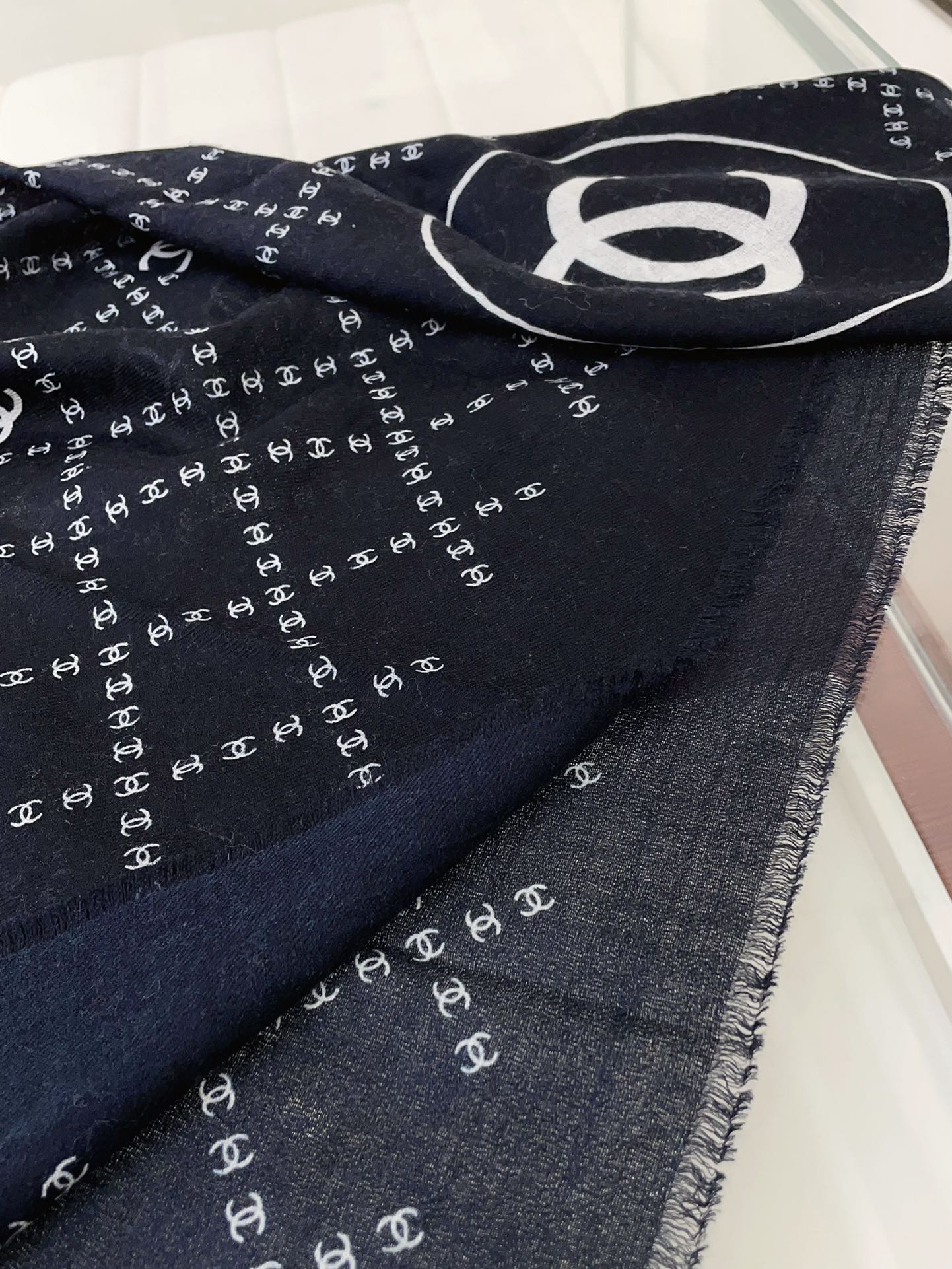 CC Square Scarf 140 CM In Black With White Logo Cashmere 300443