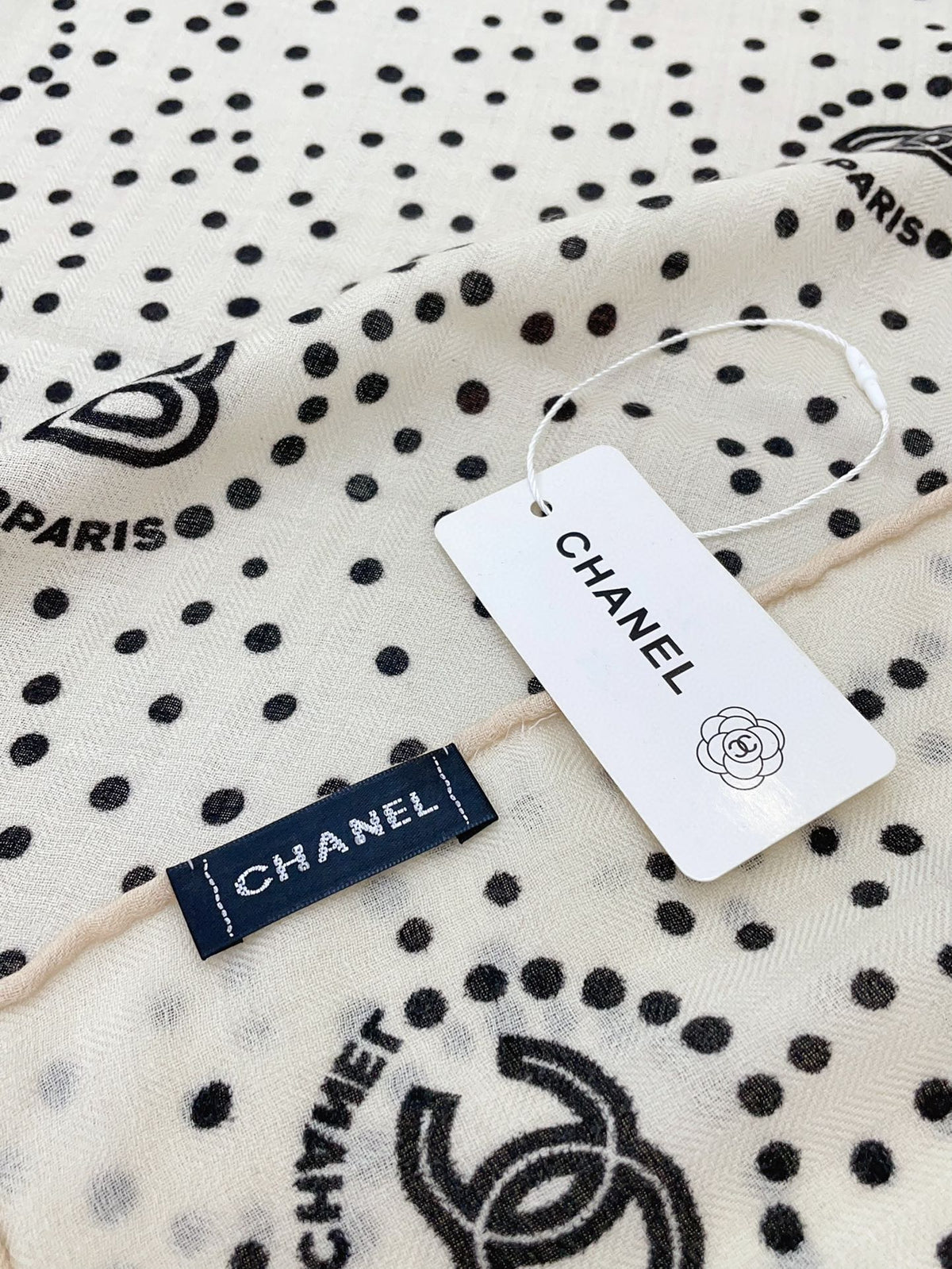 CC Square Scarf 140 CM In White Black Polka Dot Cashmere Silk 337146