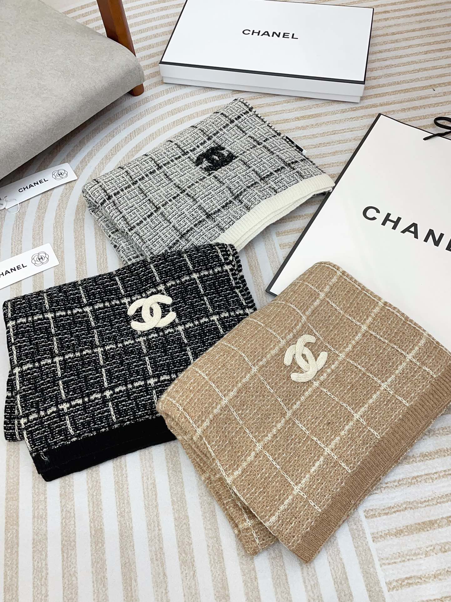 CC Scarf 180 CM In Light Brown With White Stripes Cashmere 415179