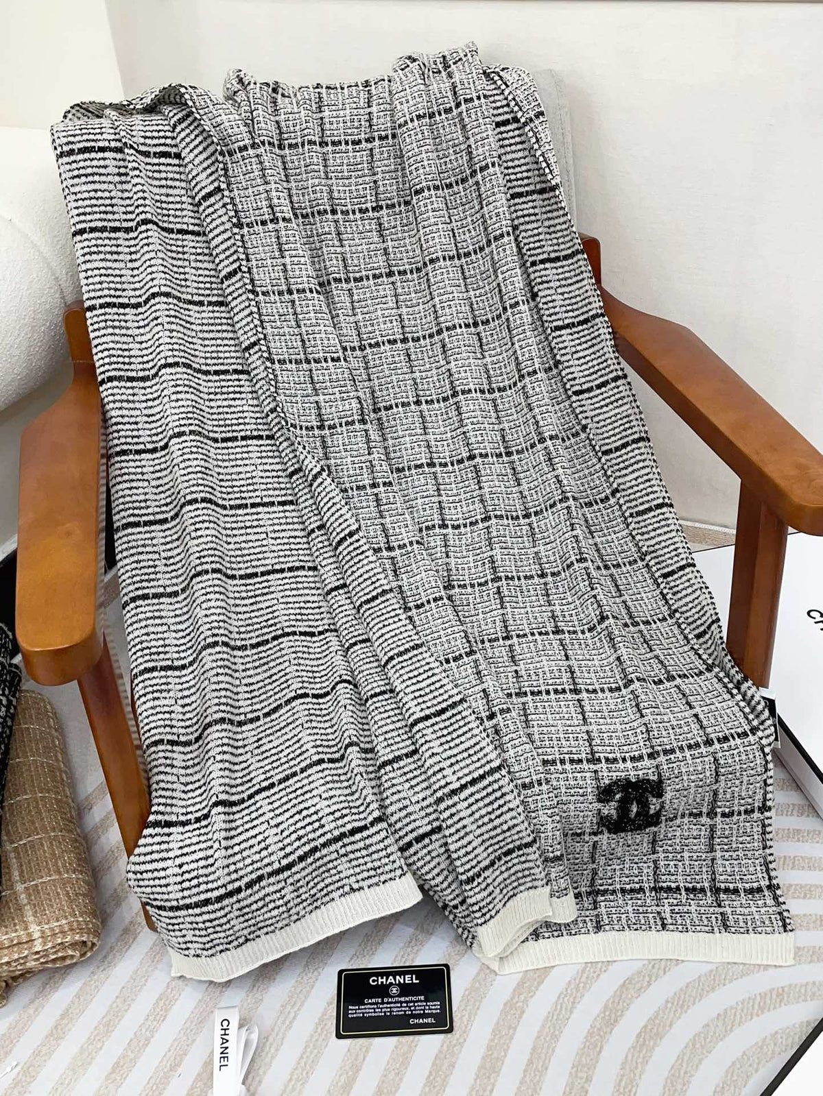 CC Scarf 180 CM In Grey With Black Stripes Cashmere 415180