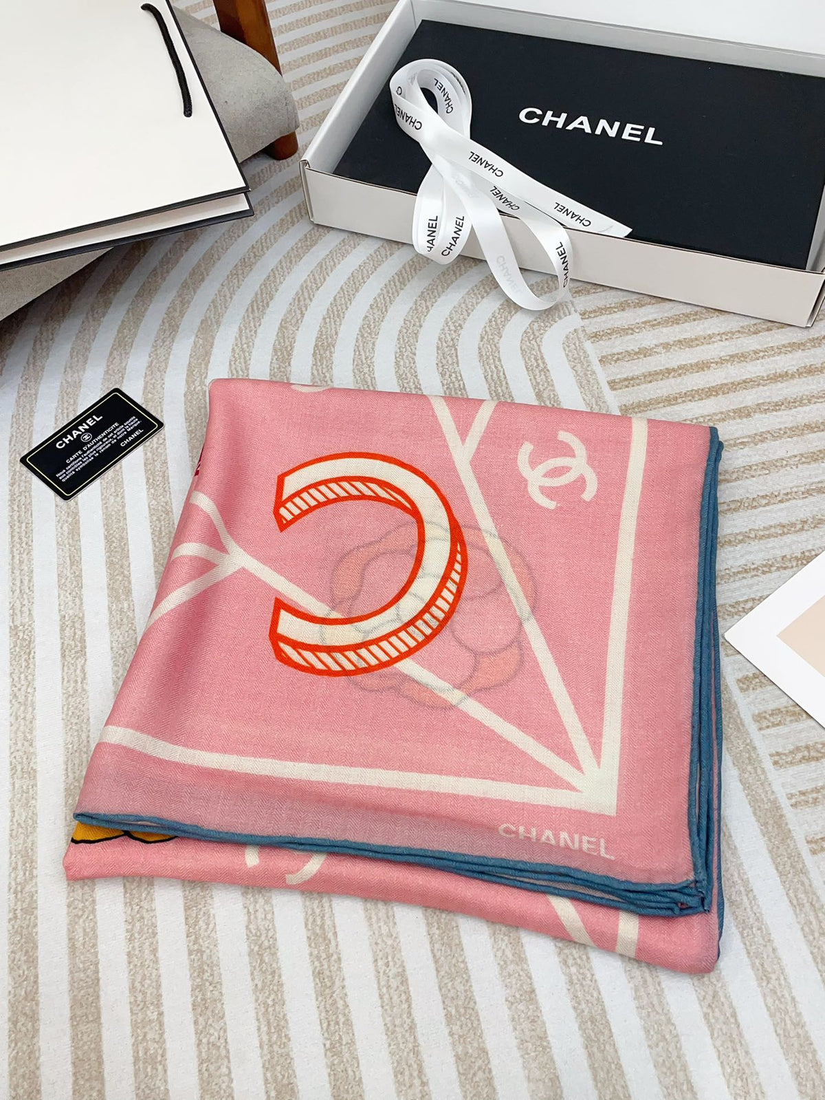 CC Square Scarf 140 CM In Pink Colorful Cashmere Silk 418208