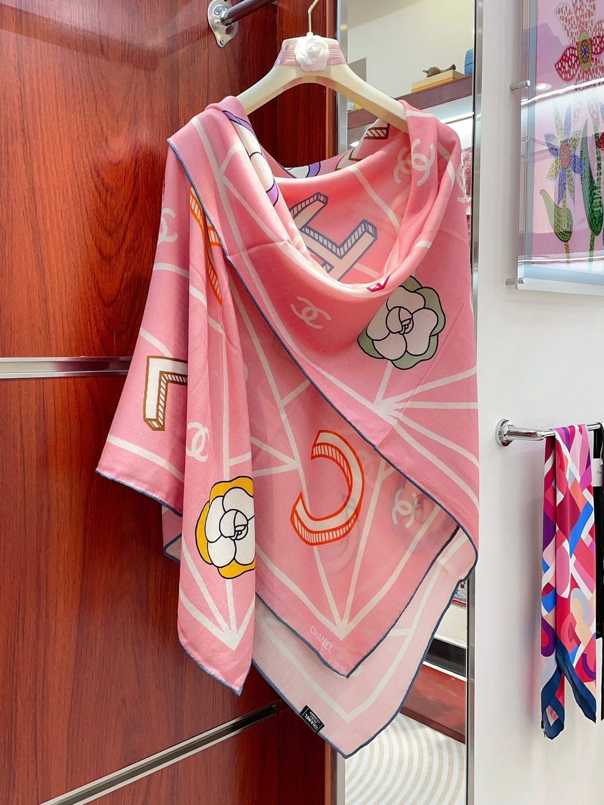 CC Square Scarf 140 CM In Pink Colorful Cashmere Silk 418208