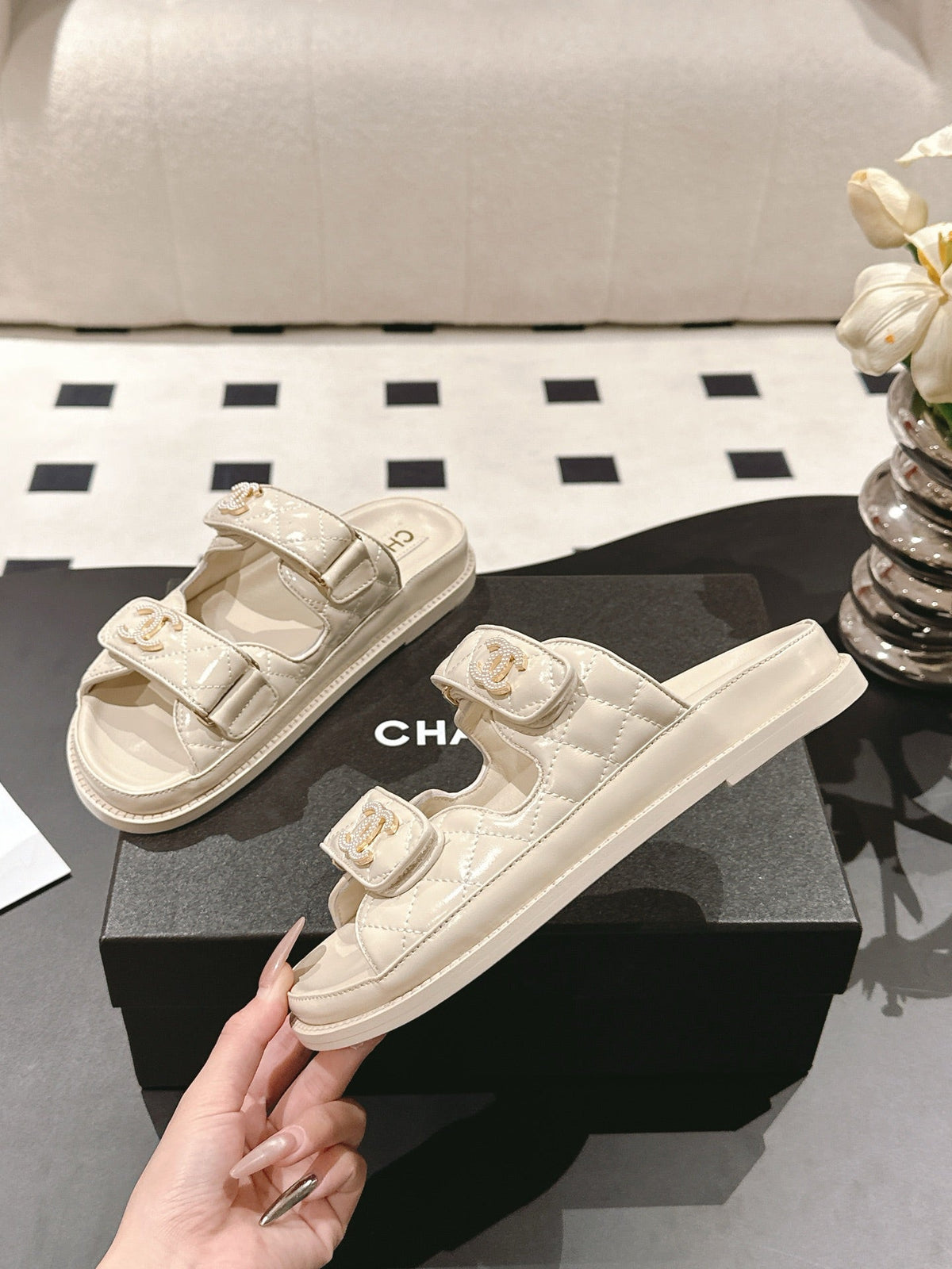 CC 25 Dad Sandal Mule Beige Cream Patent Leather 237577