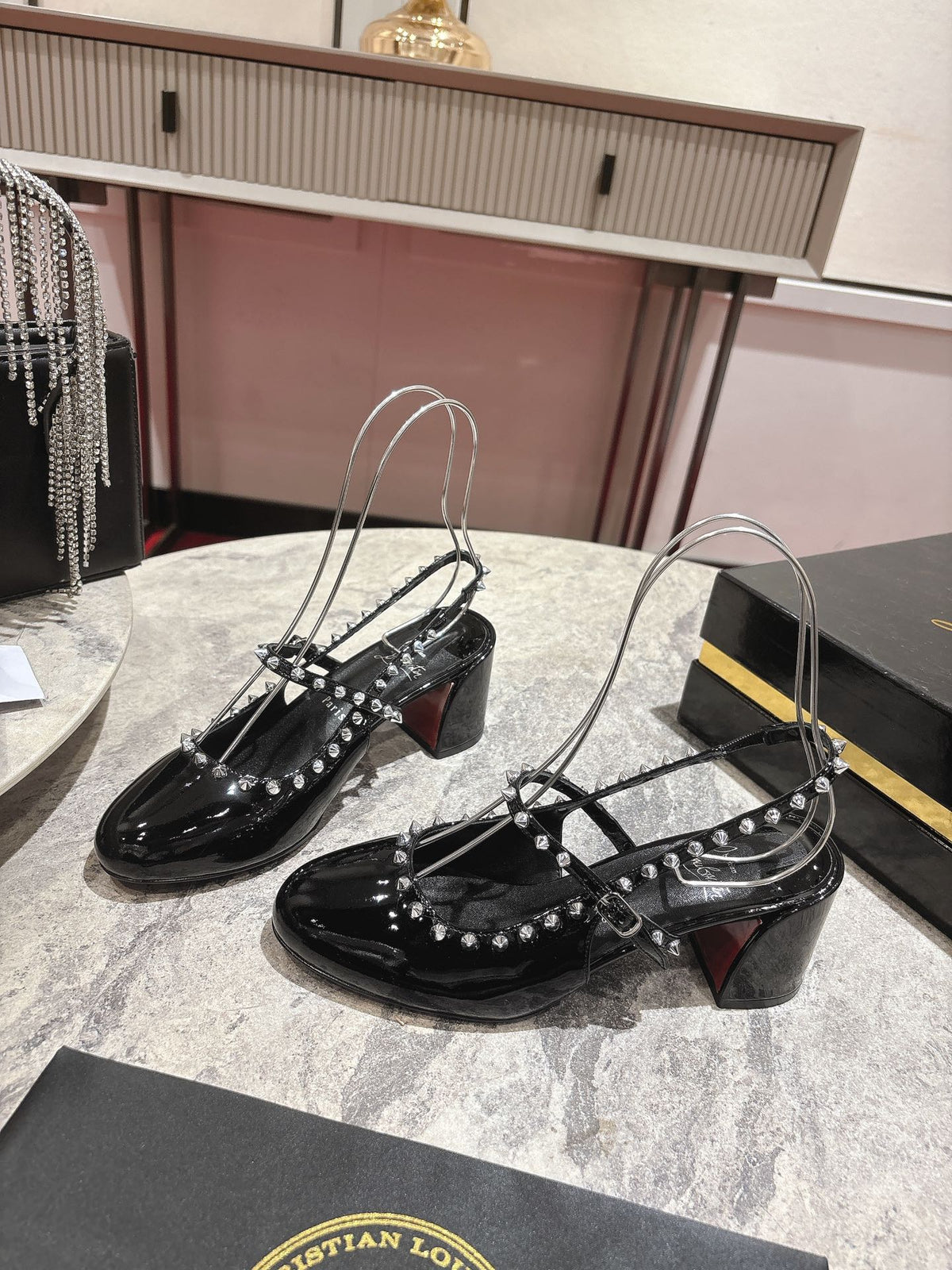 Christian Louboutin Mary Jane Pumps Patent Leather 825296