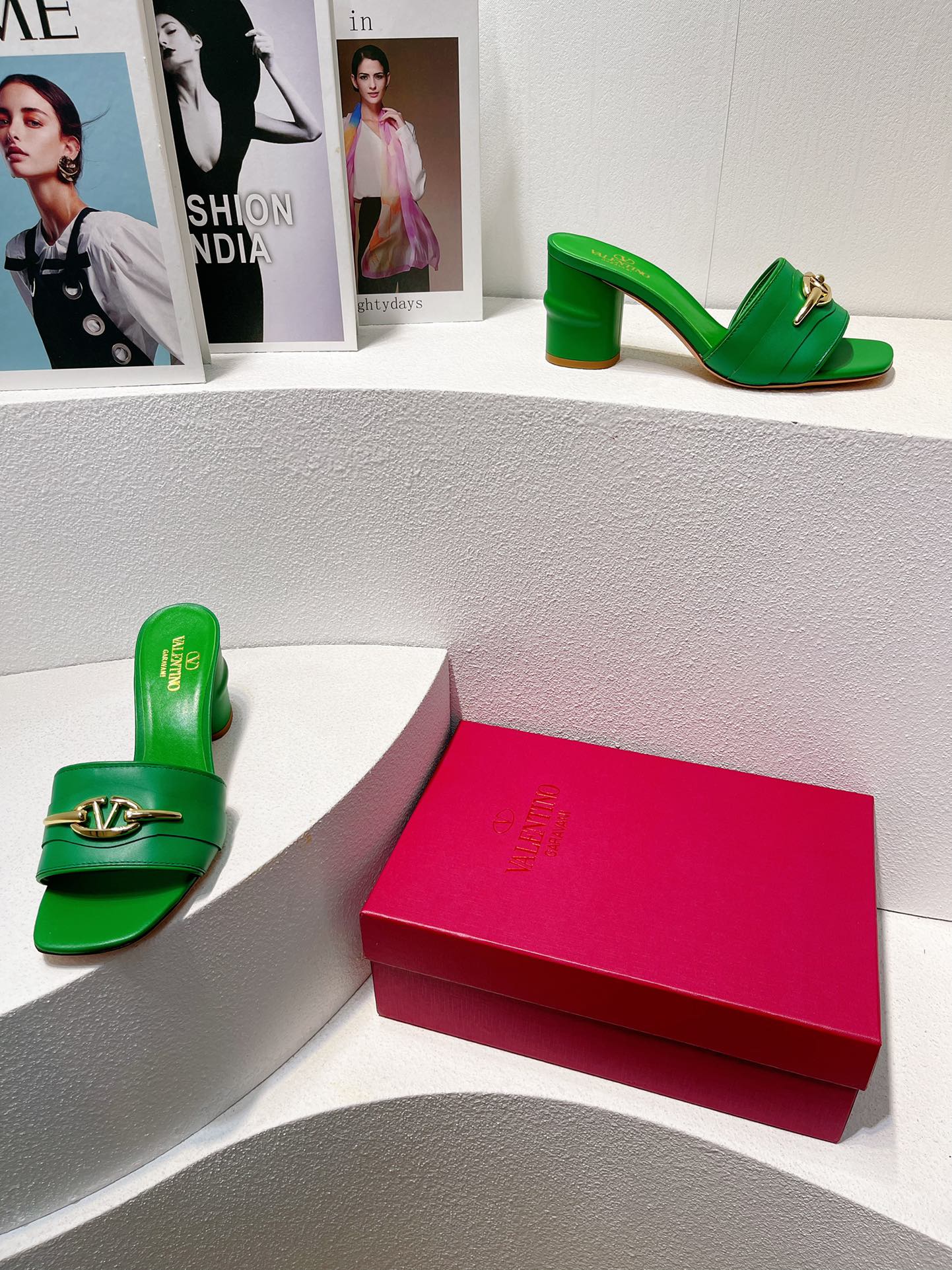 VT Leather Mules Green Cowhide 292869