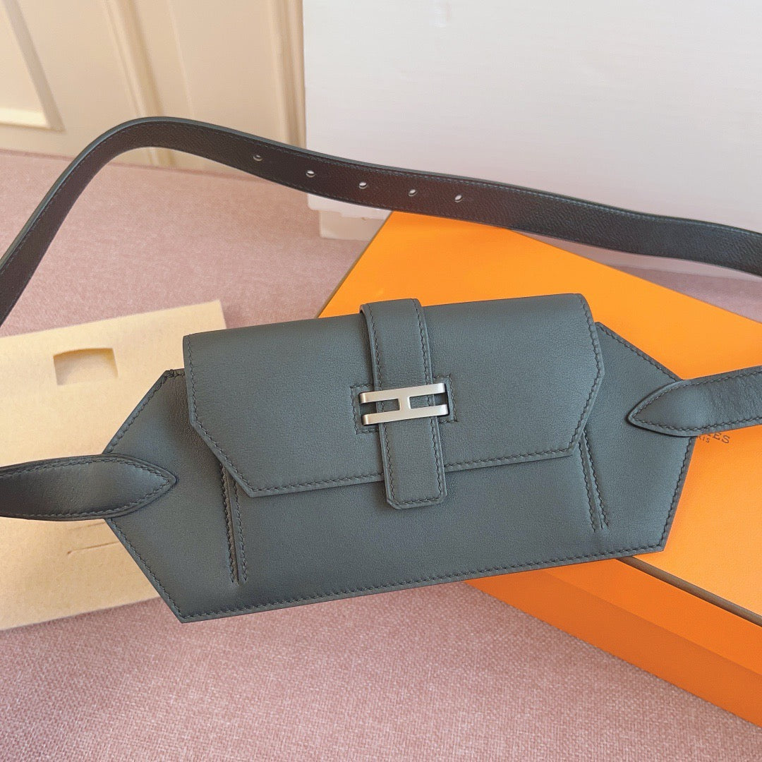 Hermes 2026 Elan Pocket 24 Belt Leather