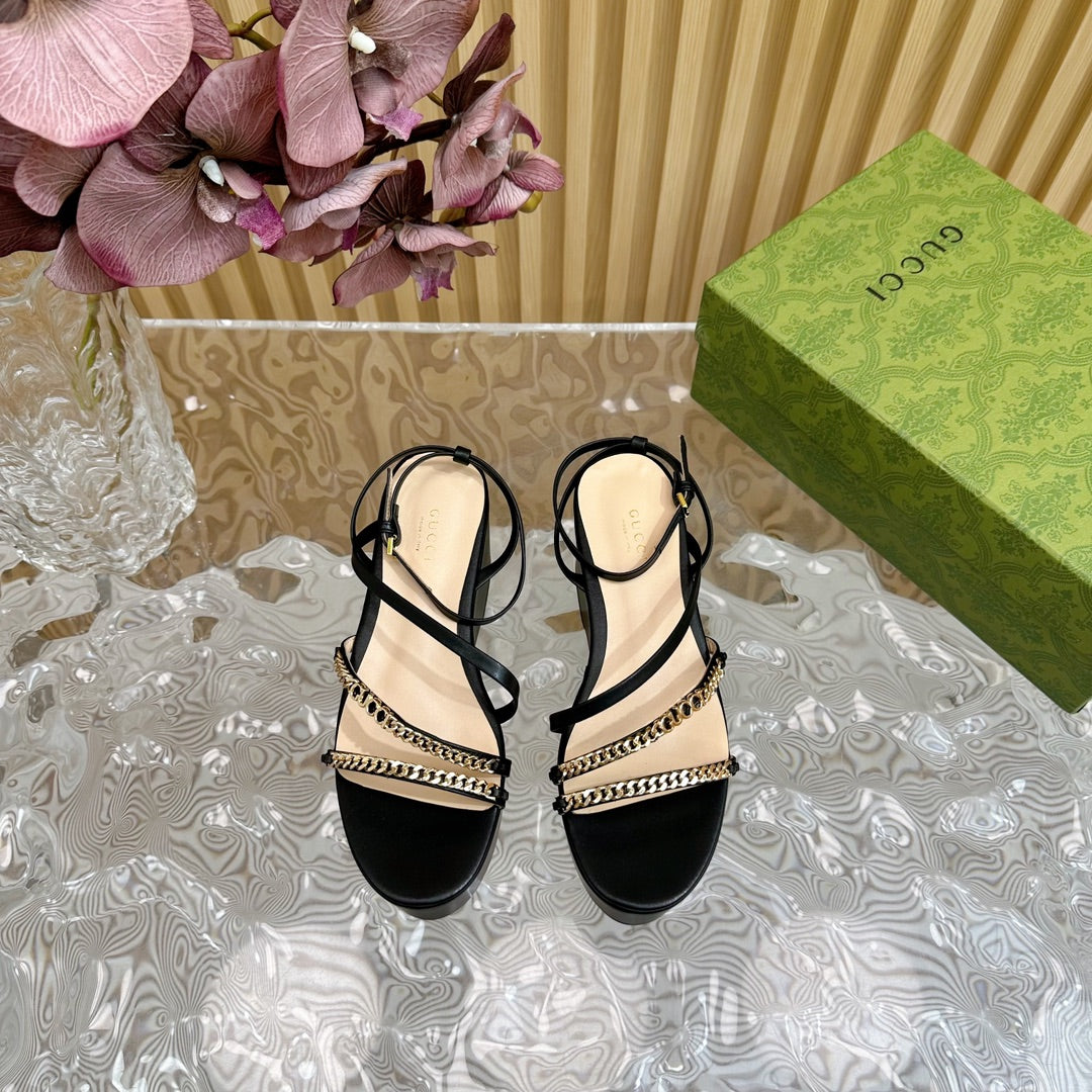GG PLATFORM SANDAL BLACK CALFSKIN WITH CHAINS