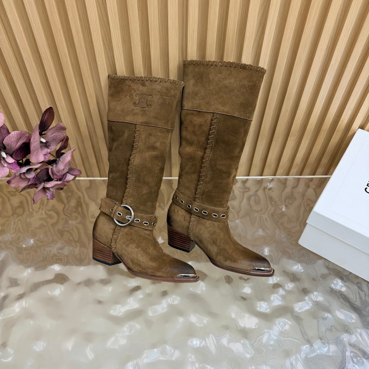 Celine 2026 Chelsea Pointed Toe Boots Suede Leather 995587