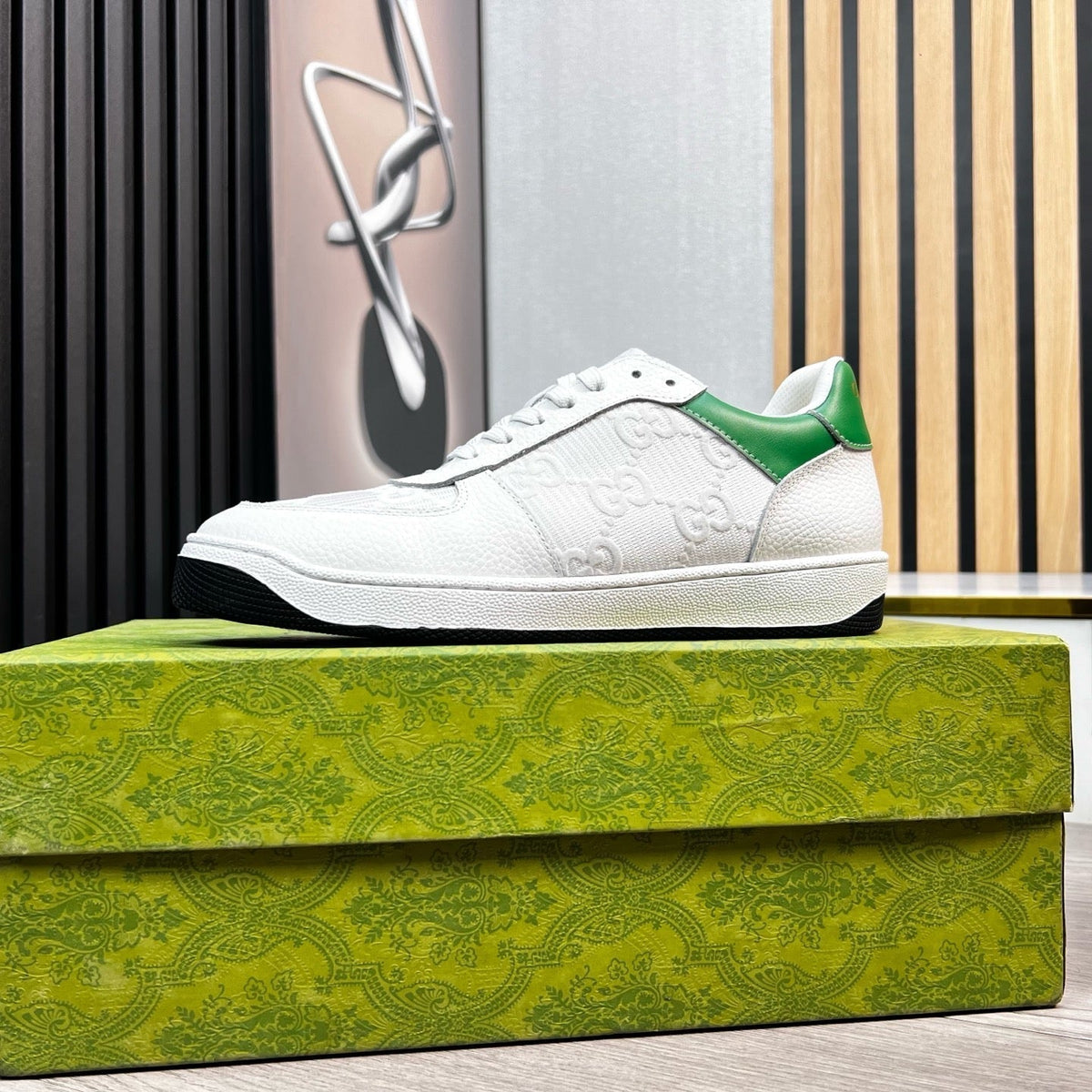GG Men's Supreme Sneaker White Cowhide 531167