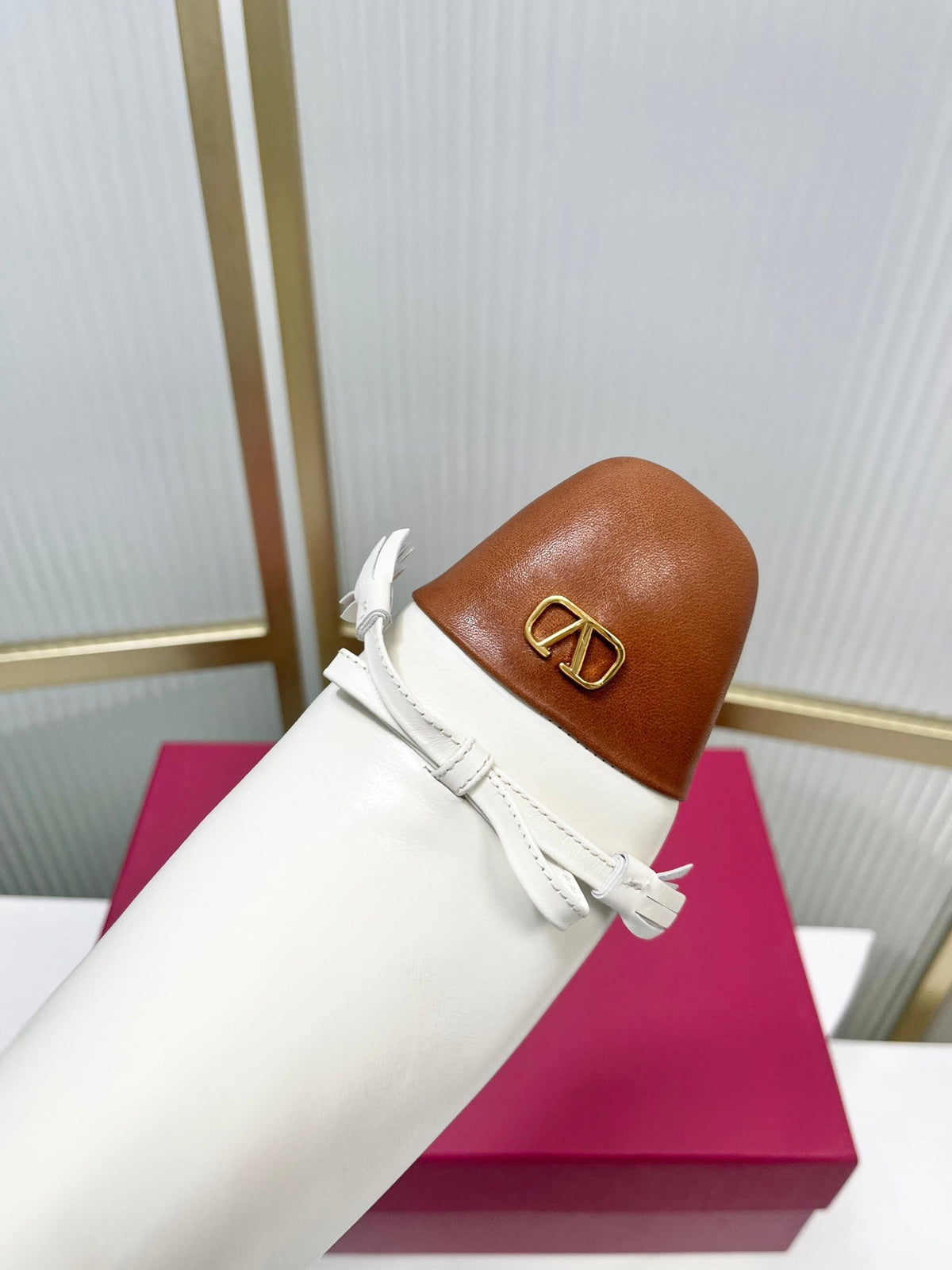 Valentino 2025 Bow Square Toe  Zipper Ankle Boot White Brown Cowhide 549735