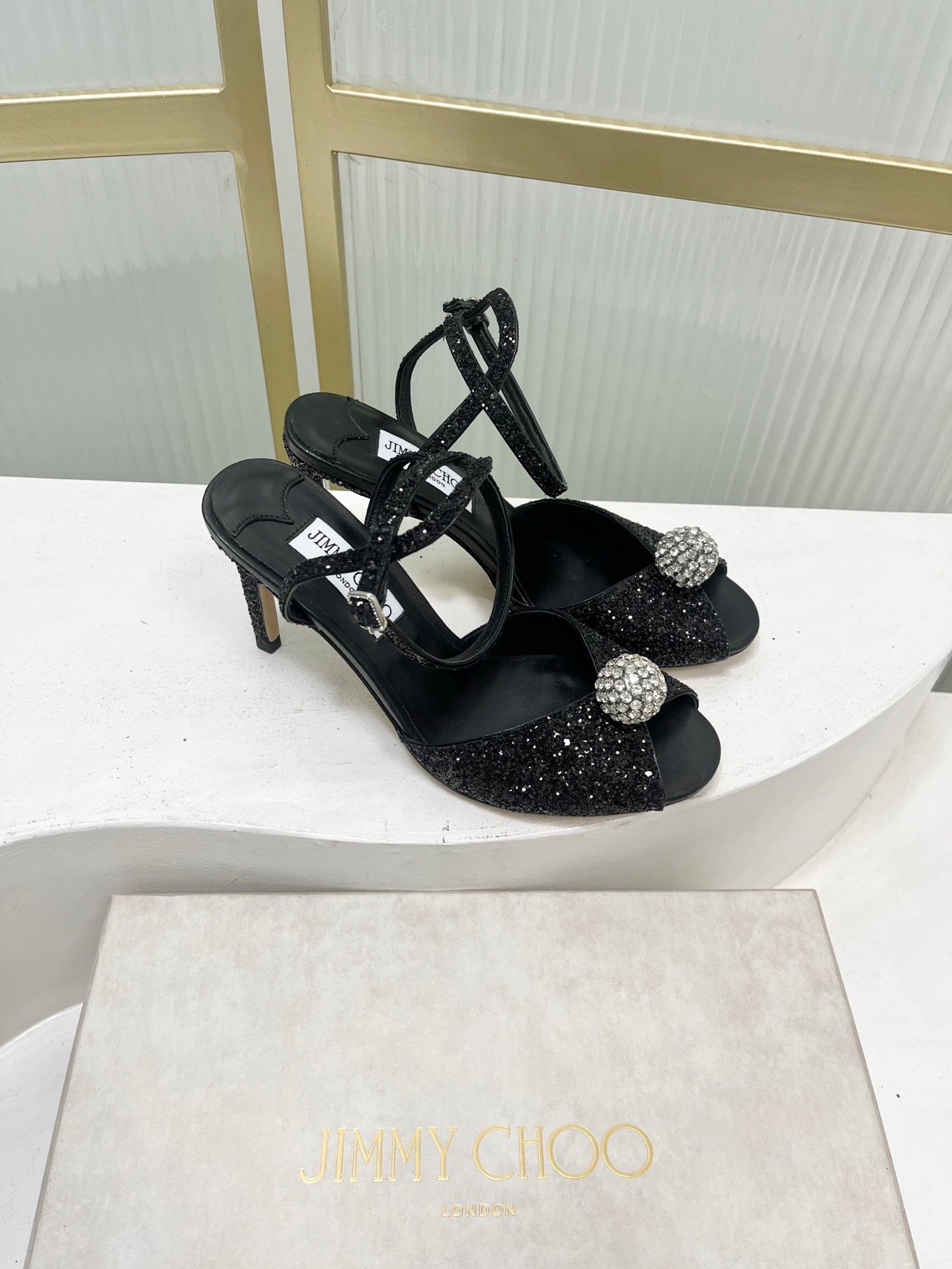 Jimmy 26s Peep-Toe High Heels  85 Black Lace Sheepskin 605975