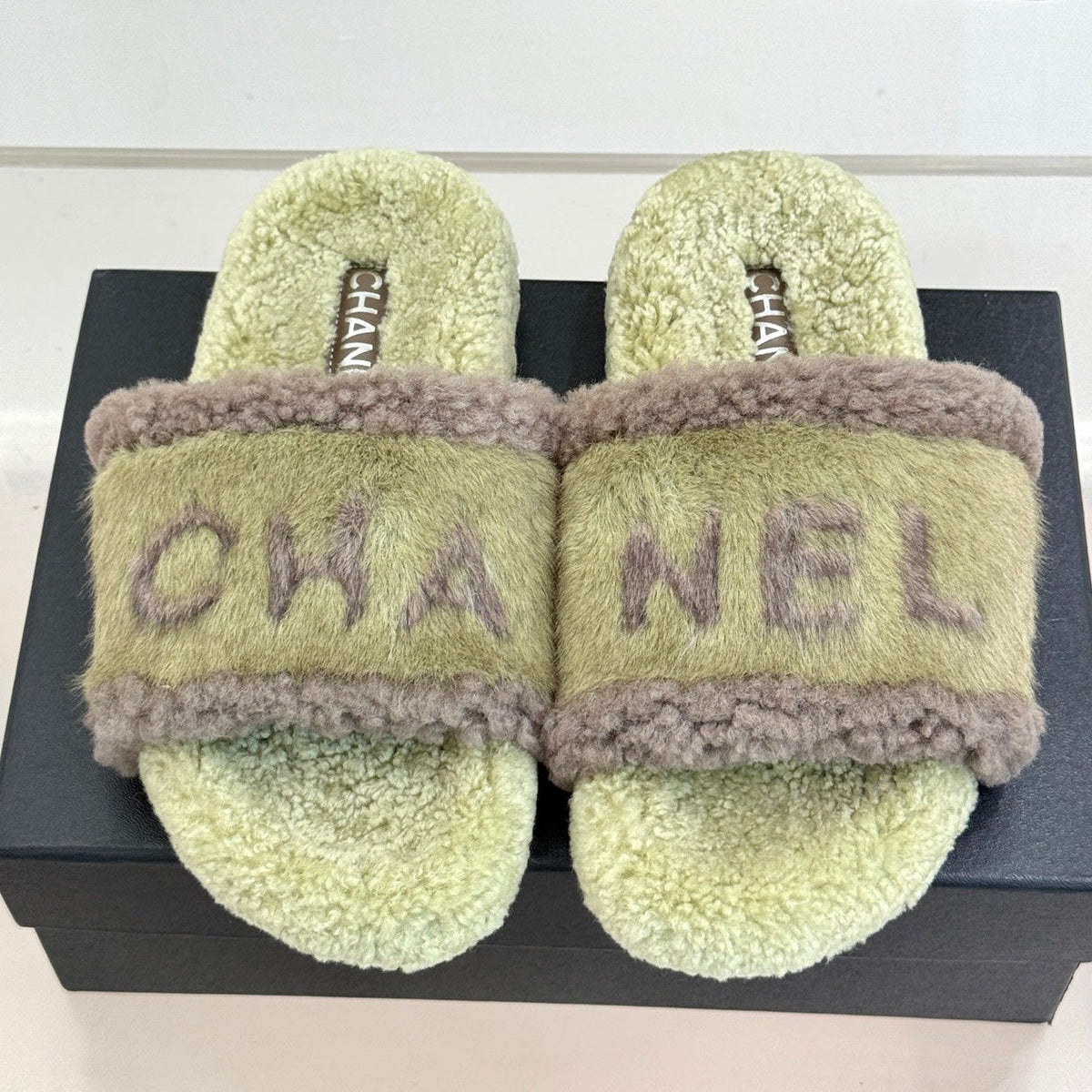 Chanel 2026 Flat Sandals Wool 188301