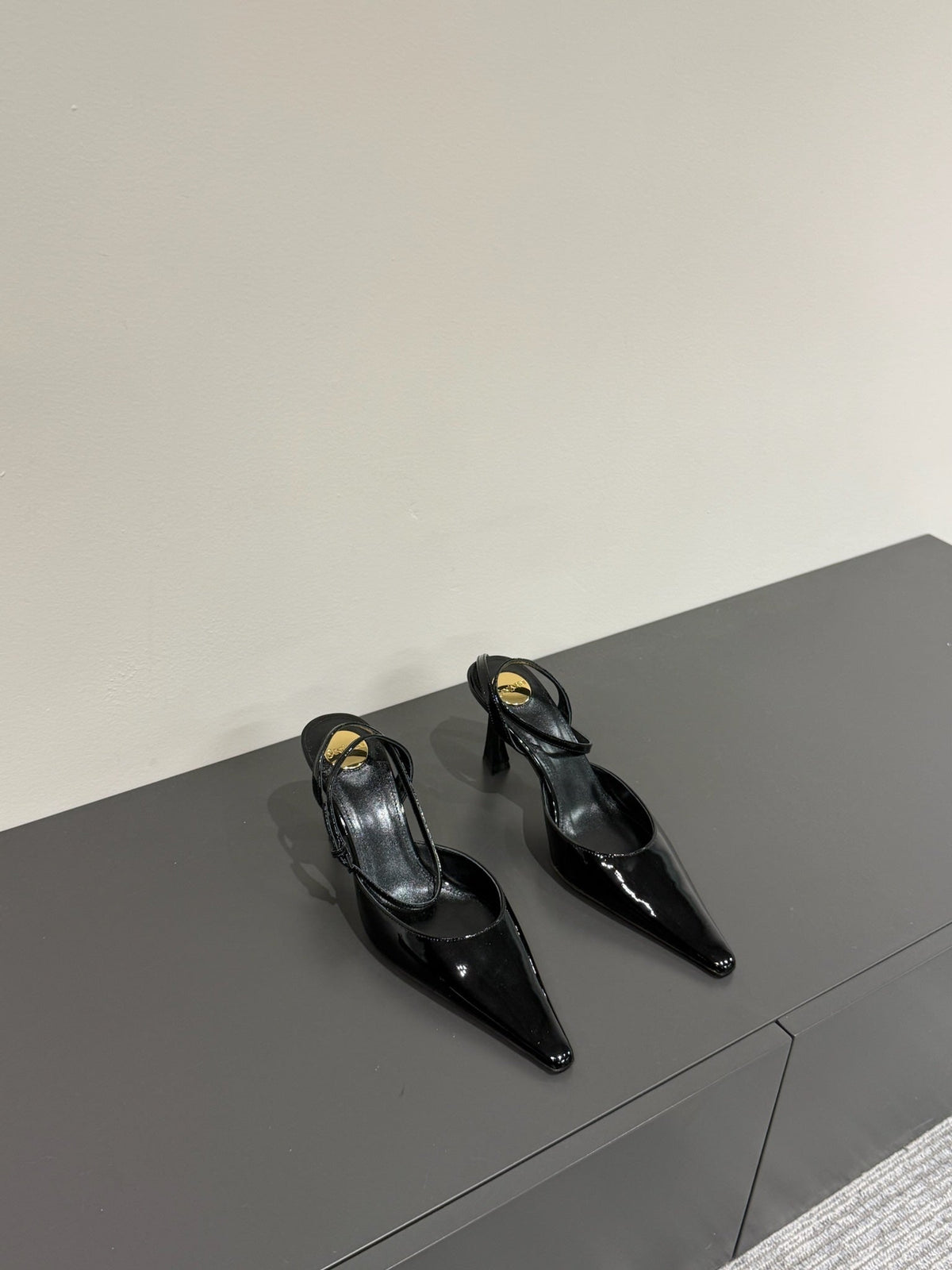 AIMÃ‰E SLINGBACK PUMPS IN BLACK GLOSSY LAMBSKIN