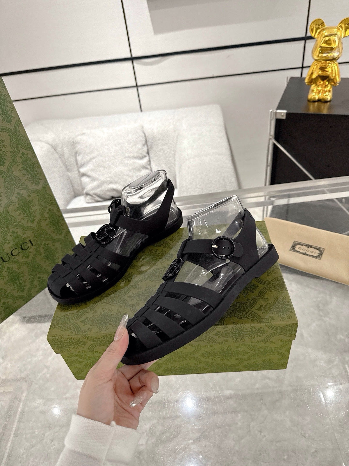 GC 25 Glossy Black Double G Sandal Black Rubber 292431