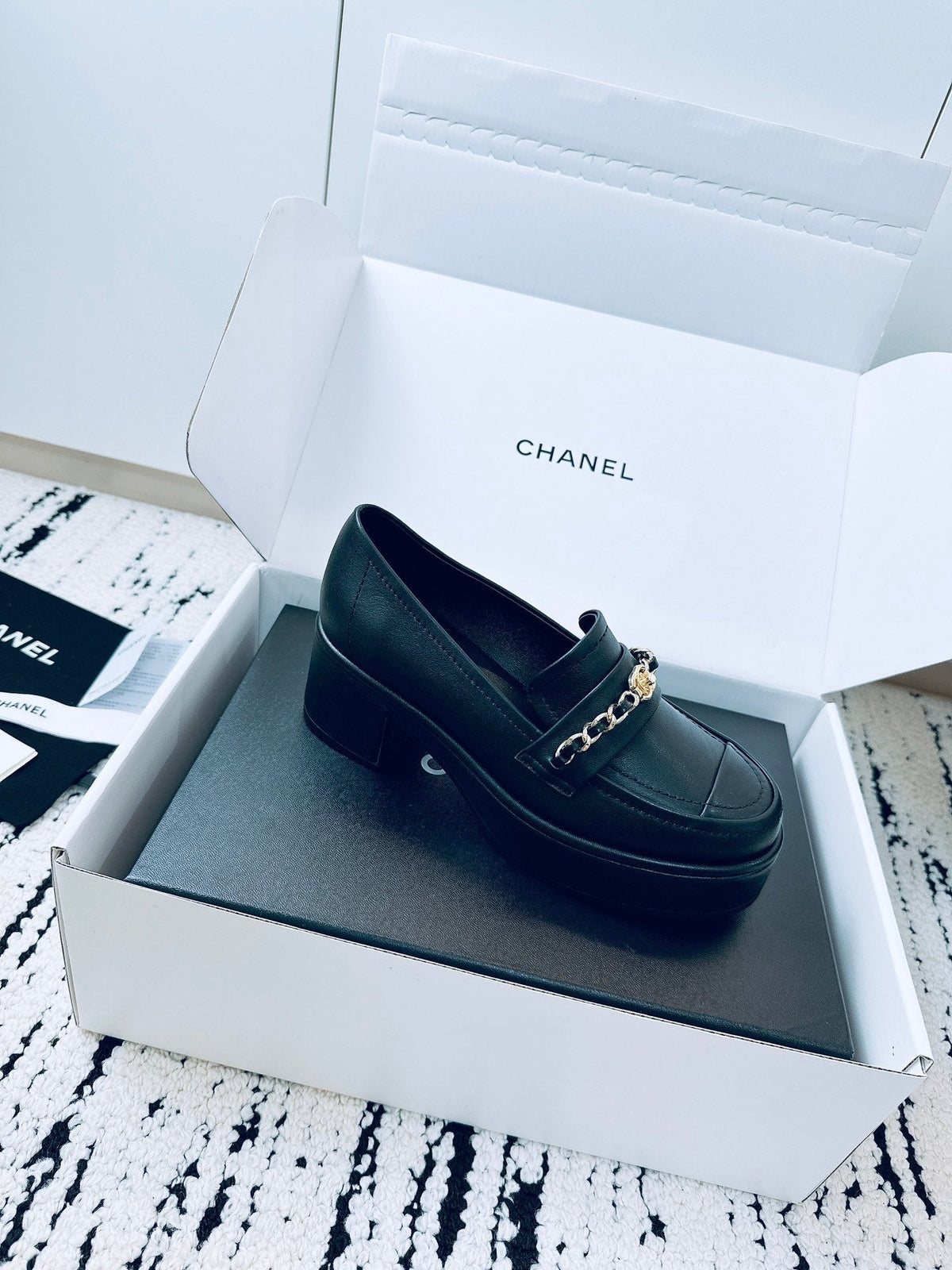 CC Moccasins 55mm In Black Lambskin With Chain  144479