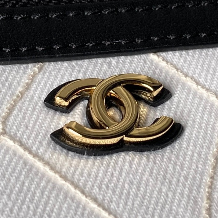 Chanel 2026 Vanity Case Bag 19.5cm Demin And Leather