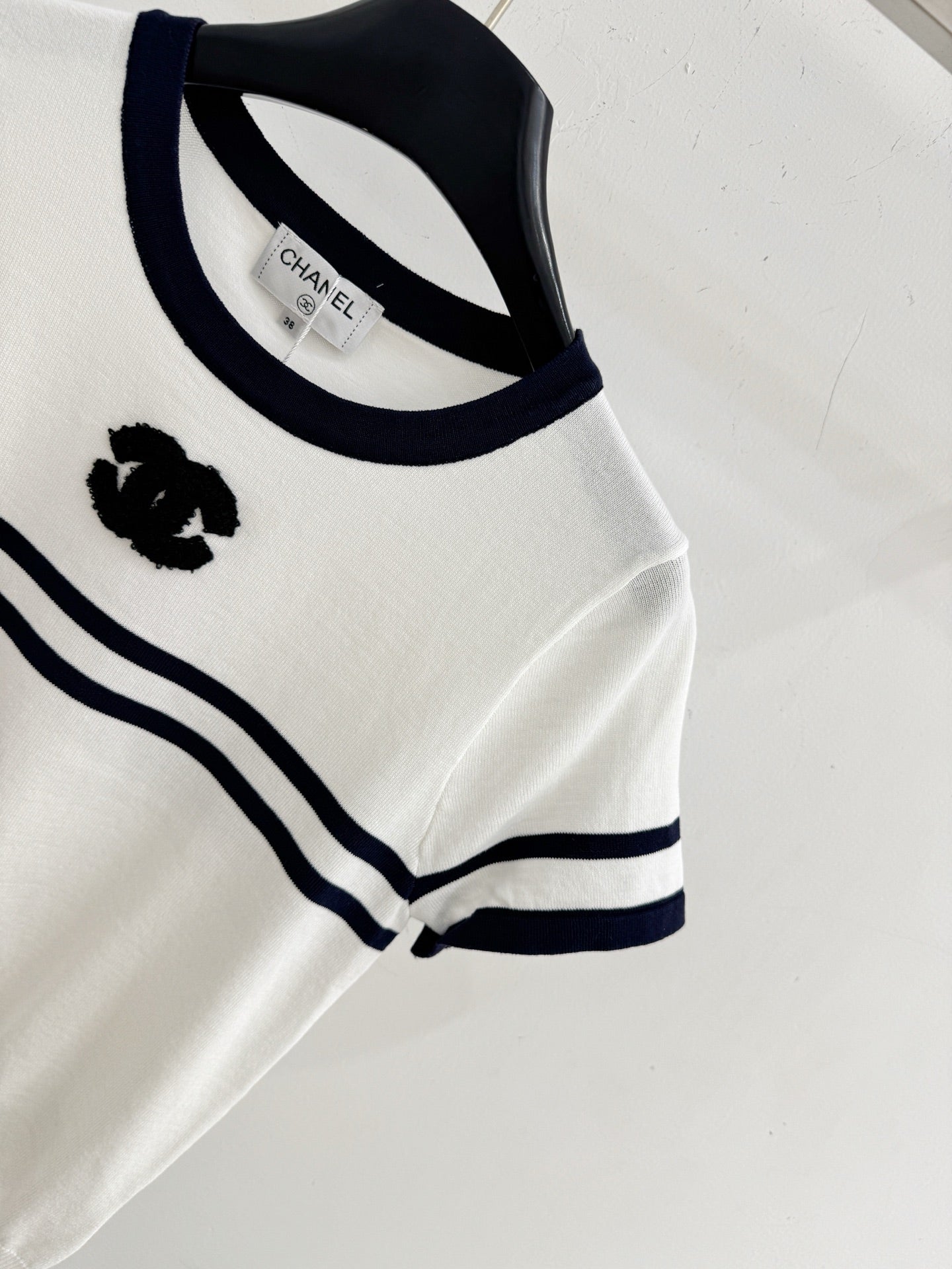 Chanel 2026 Striped Short-Sleeve Knit Top Wool Cashmere 516694