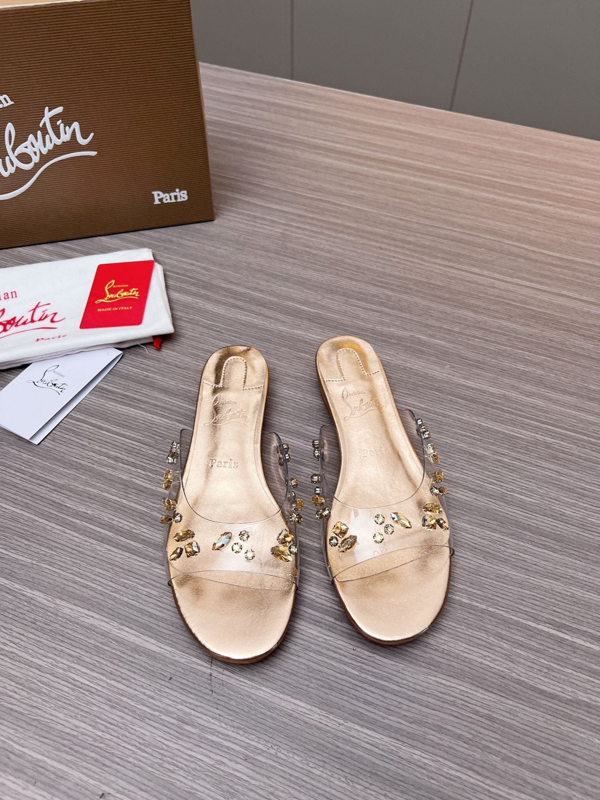 CL Slippers Gold PVC and Iridescent Nappa Leather 251048