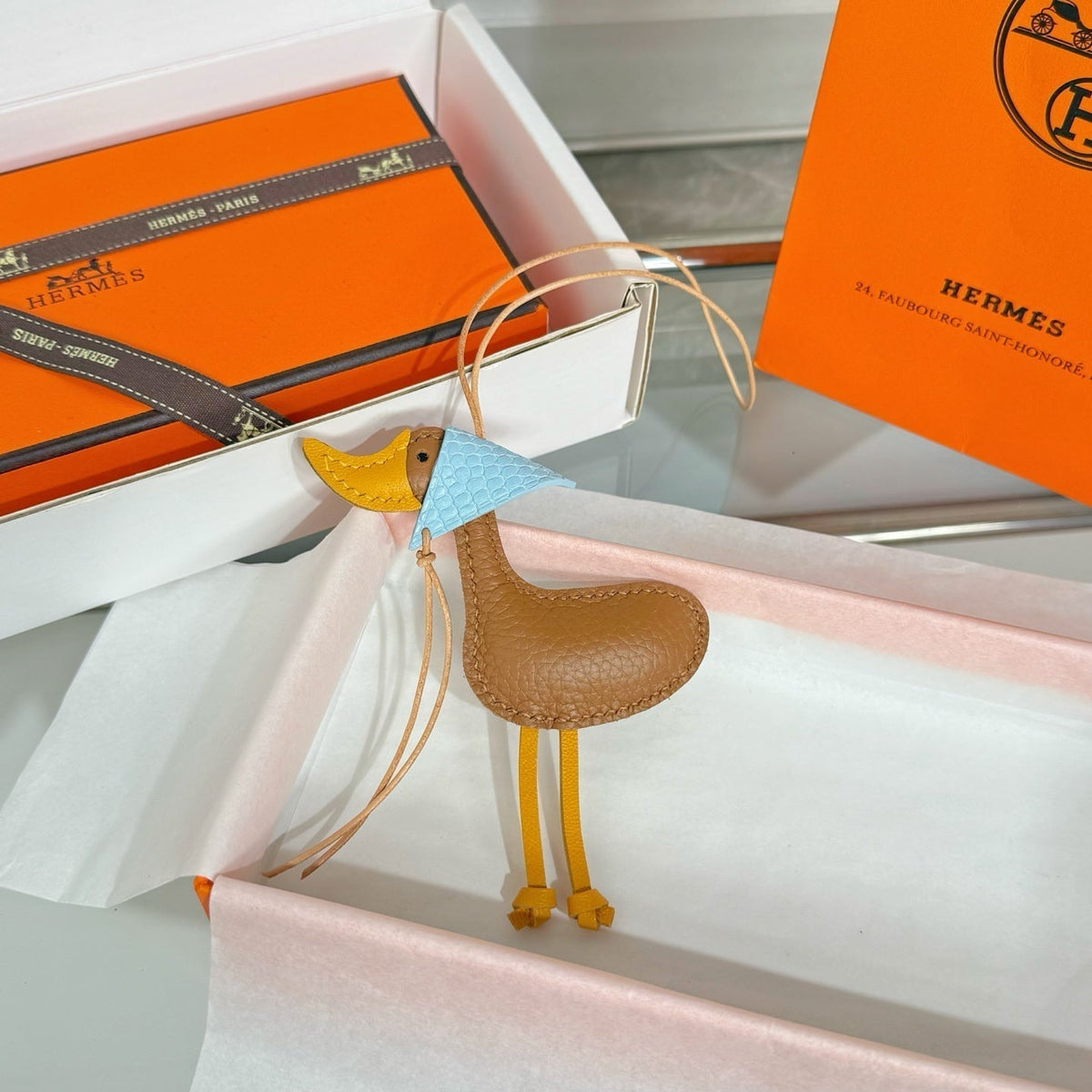HM Duck Charm Cowhide