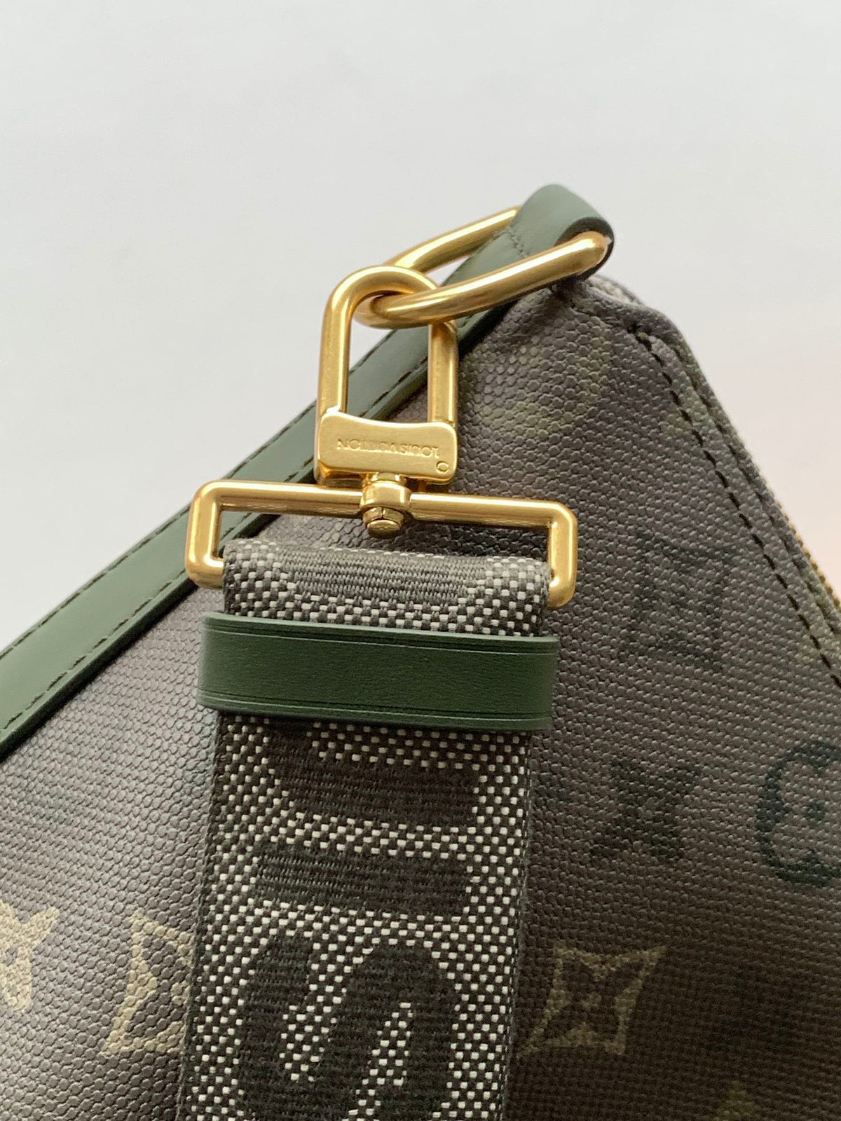 LV 2026 Vagabond Hobo Bag 48cm Grey Green Canvas Leather 281477