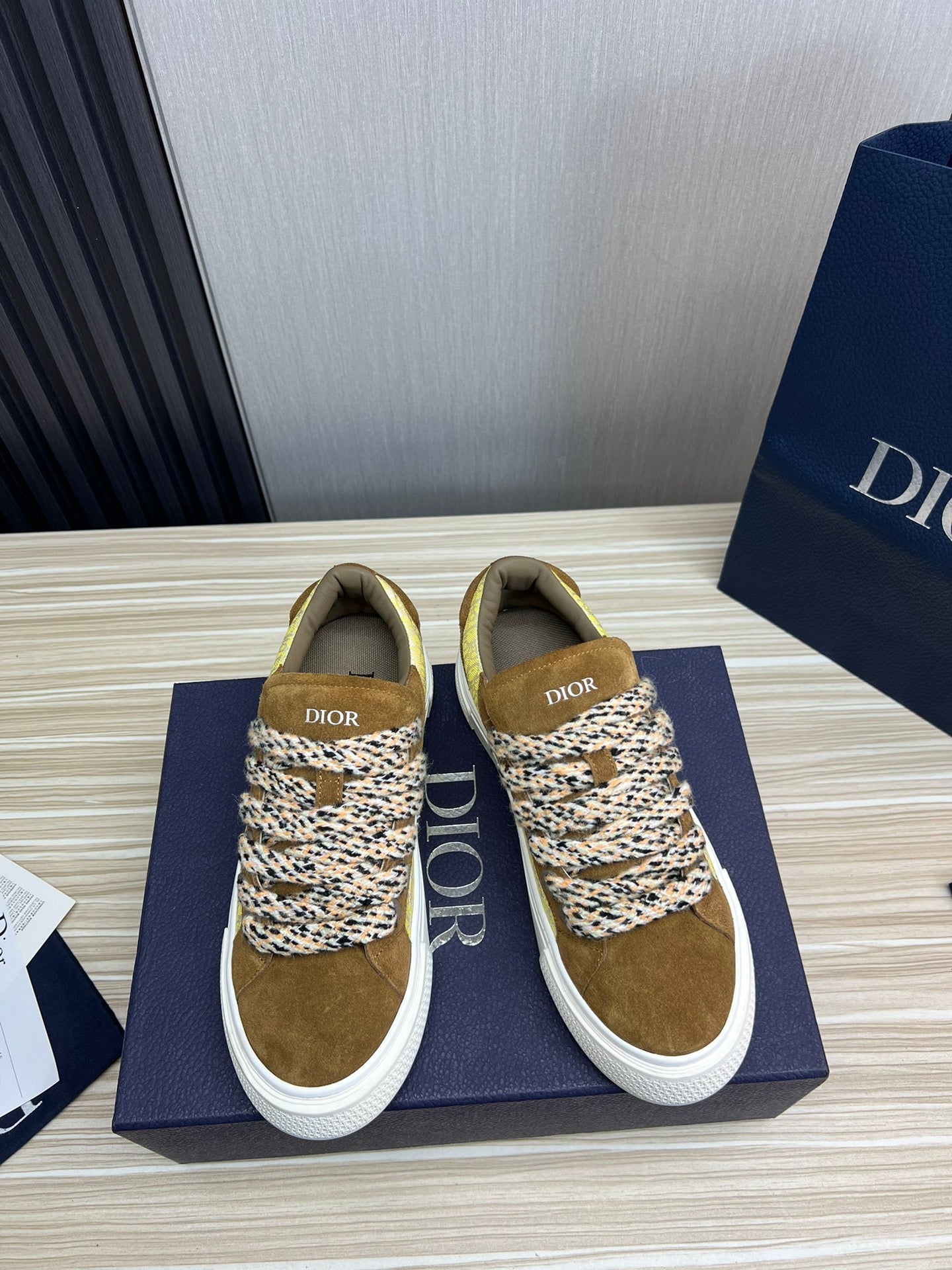 CD B33 SNEAKER BROWN AND PASTEL YELLOW SUEDE