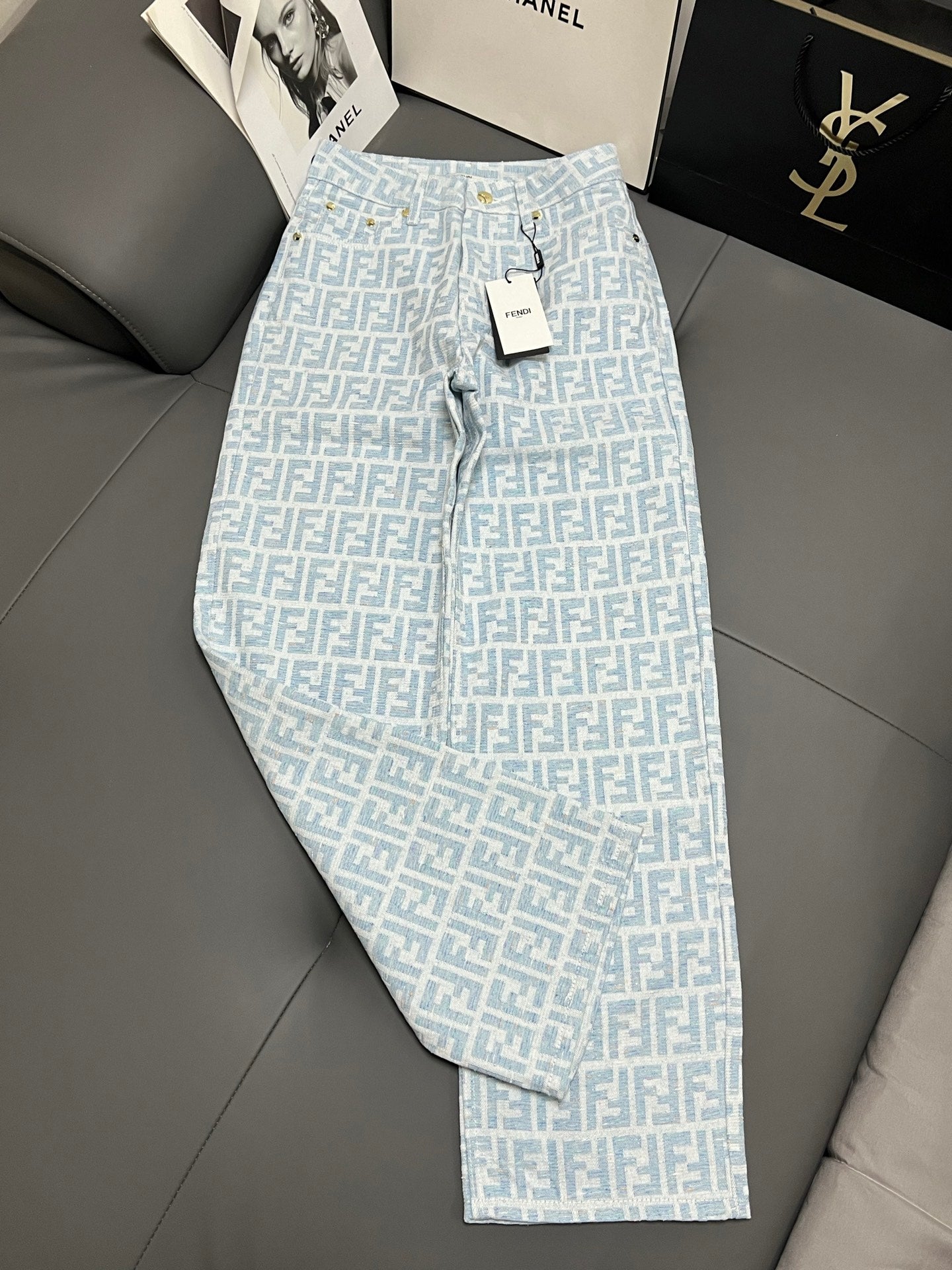 FF 25 Monogram Light Blue Jean