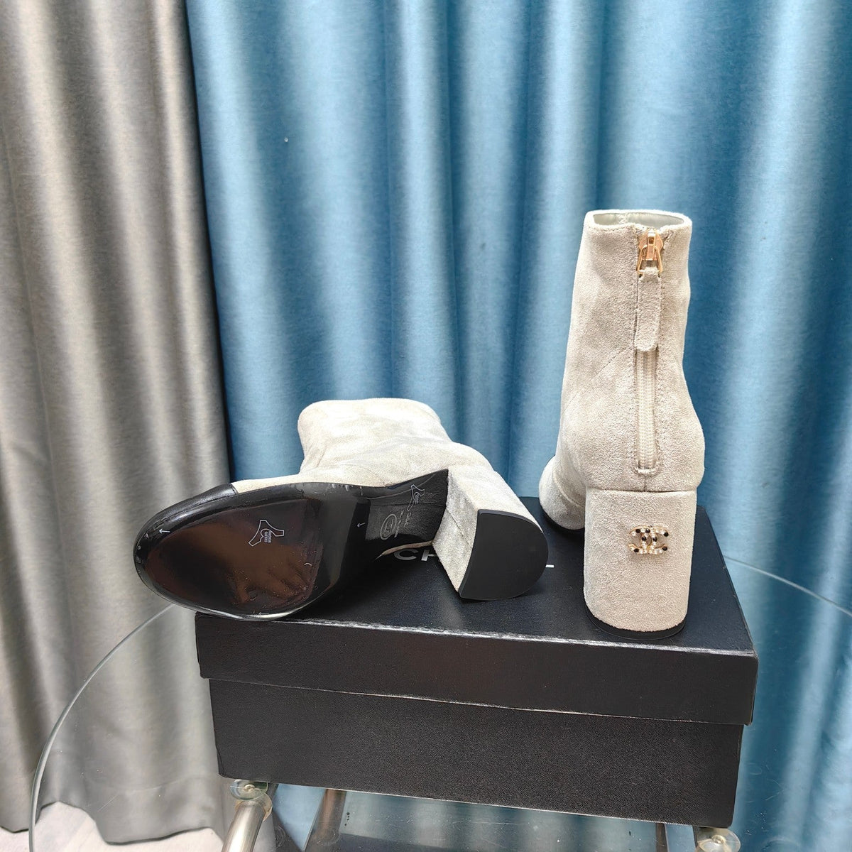 CC Ankle Boots 70mm White Suede