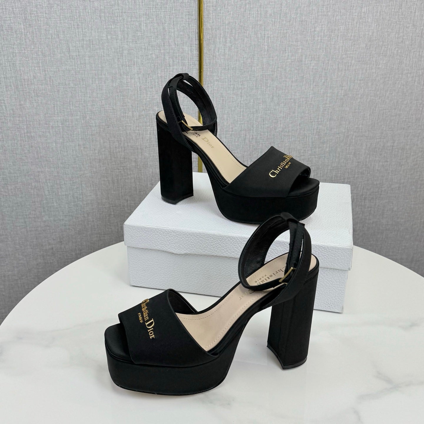 CD 26s Platform Sandals 80 Black Beige Satin Sheepskin 640230
