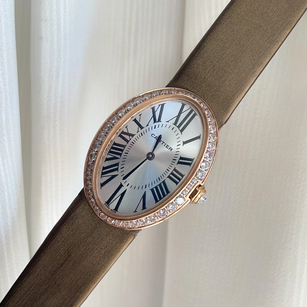 Baignoire 28mm Pink Gold Diamond Case Black Silk Leather
