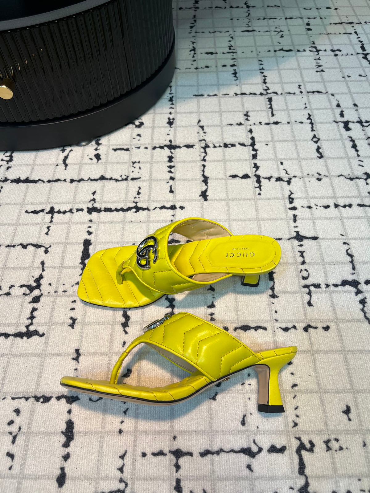 GG THONG SANDALS 55 LEMON CALKSKIN