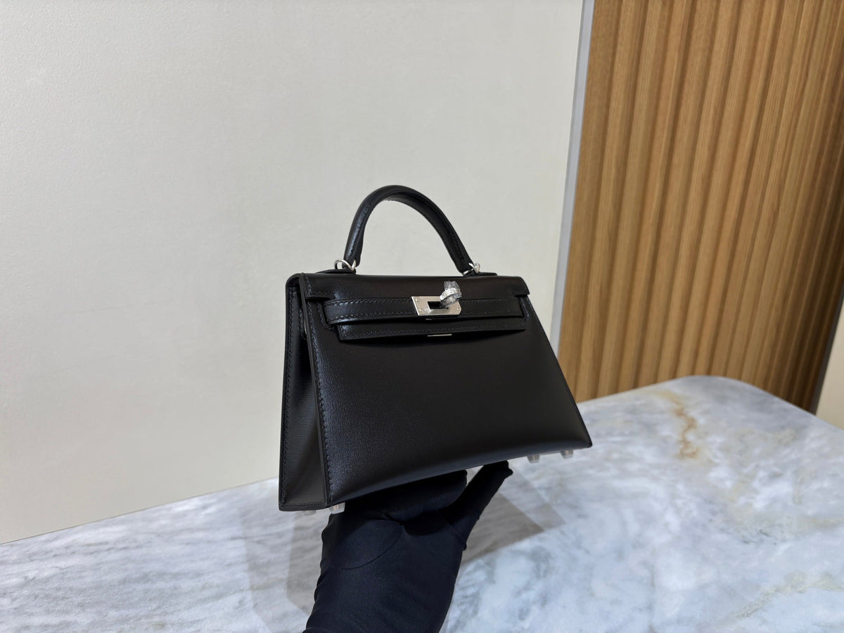 High-end Hermes 2026 Mini Kelly Bag 19cm Black Box Calf Leather