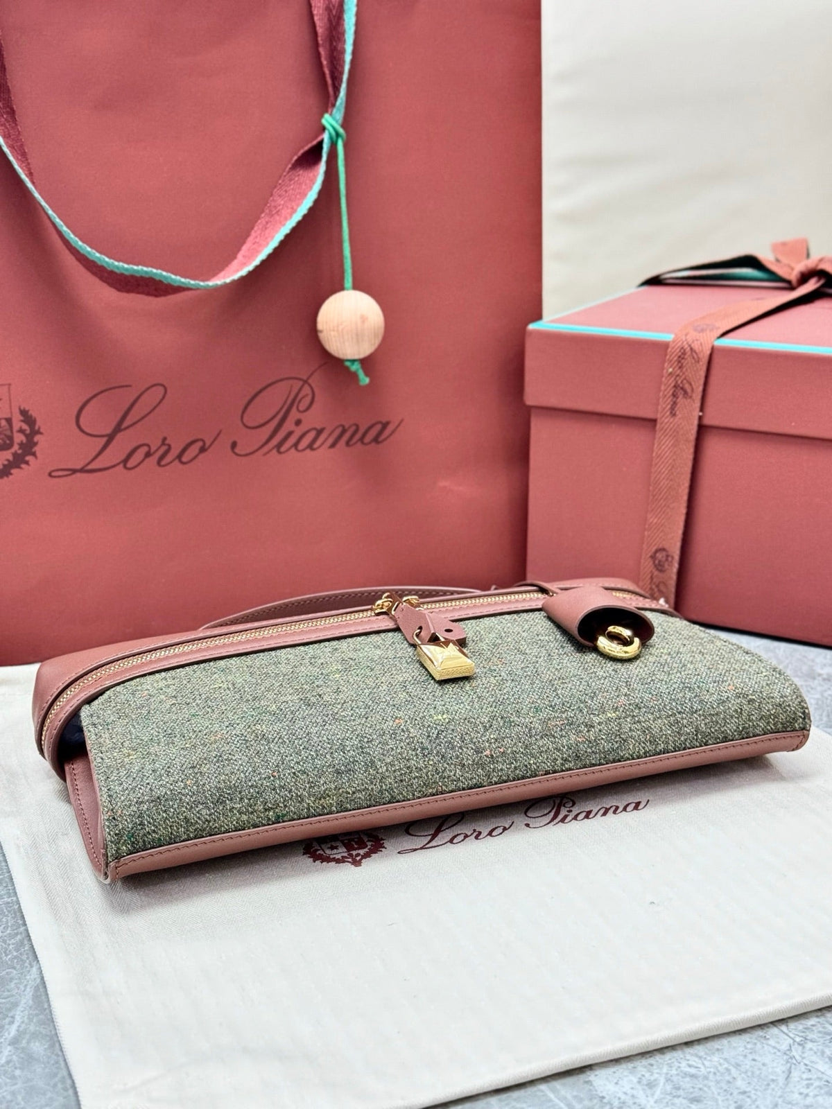 LP 2026 Extra Bag L29 Countryside Sage mix Burnt Tan Wool Leather