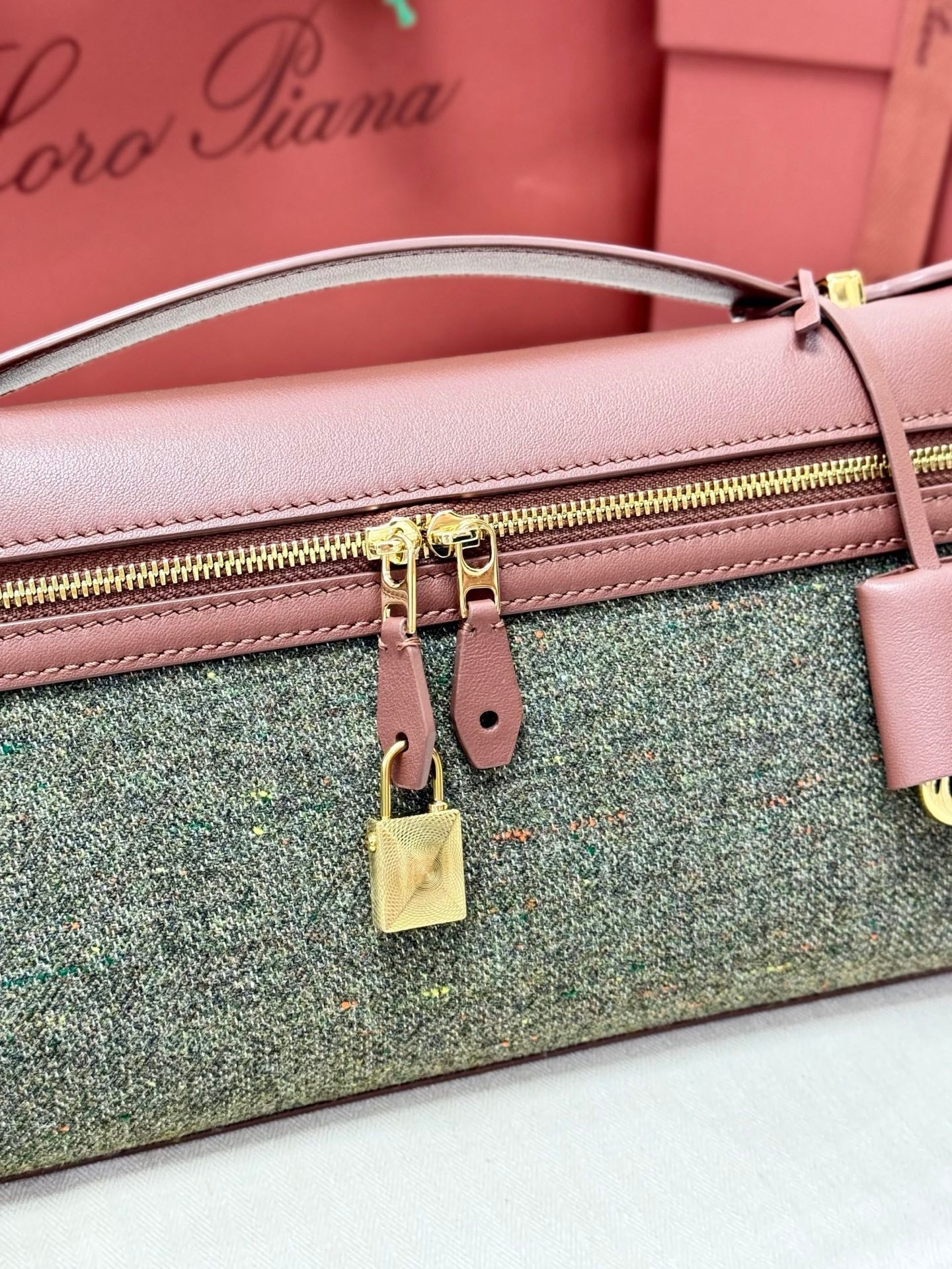 LP 2026 Extra Bag L29 Countryside Sage mix Burnt Tan Wool Leather
