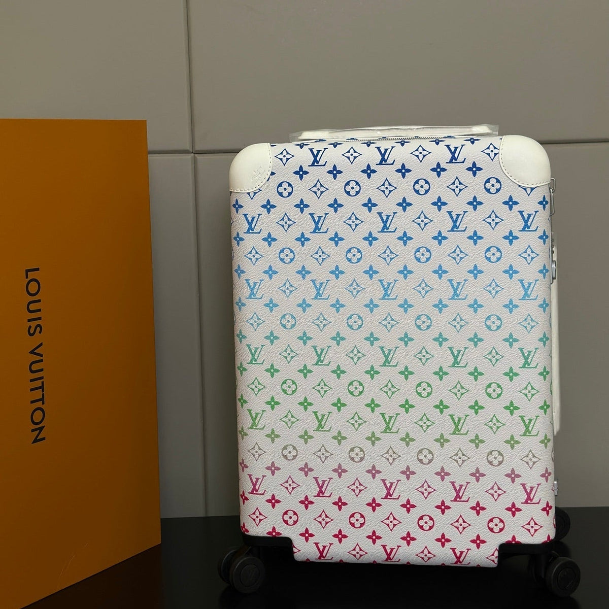 LV 2025 Horizon 55 Suitcase White Mix Colors Canvas Leather 273841