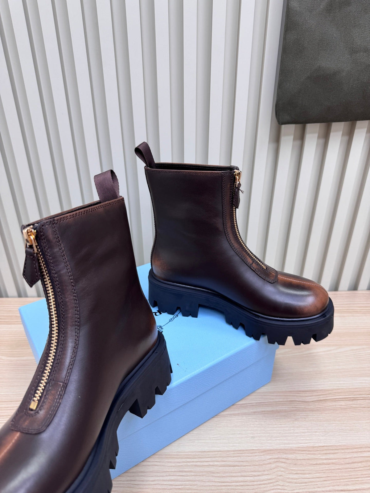 PRA Martin boots dark chocolate brown sheepskin 443648