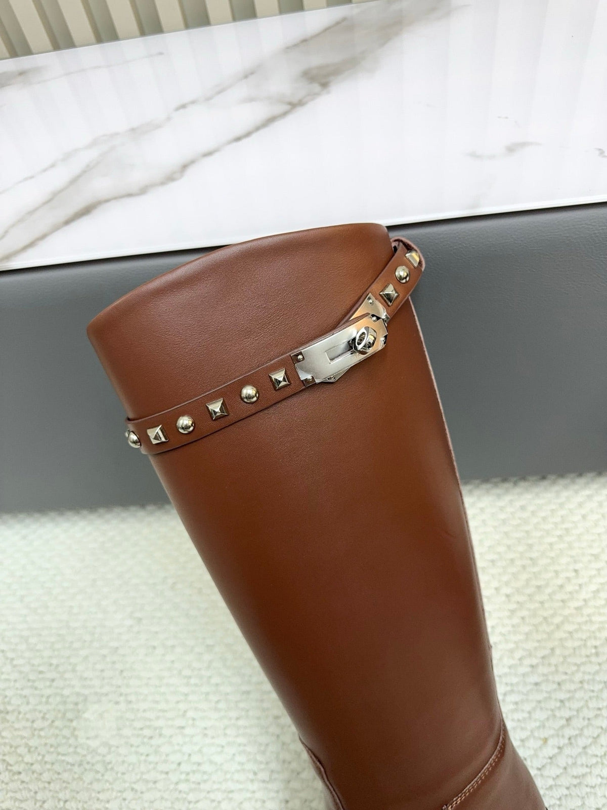 HM 25ss Kelly Buckle Riding Boots Brown Cowhide 576125