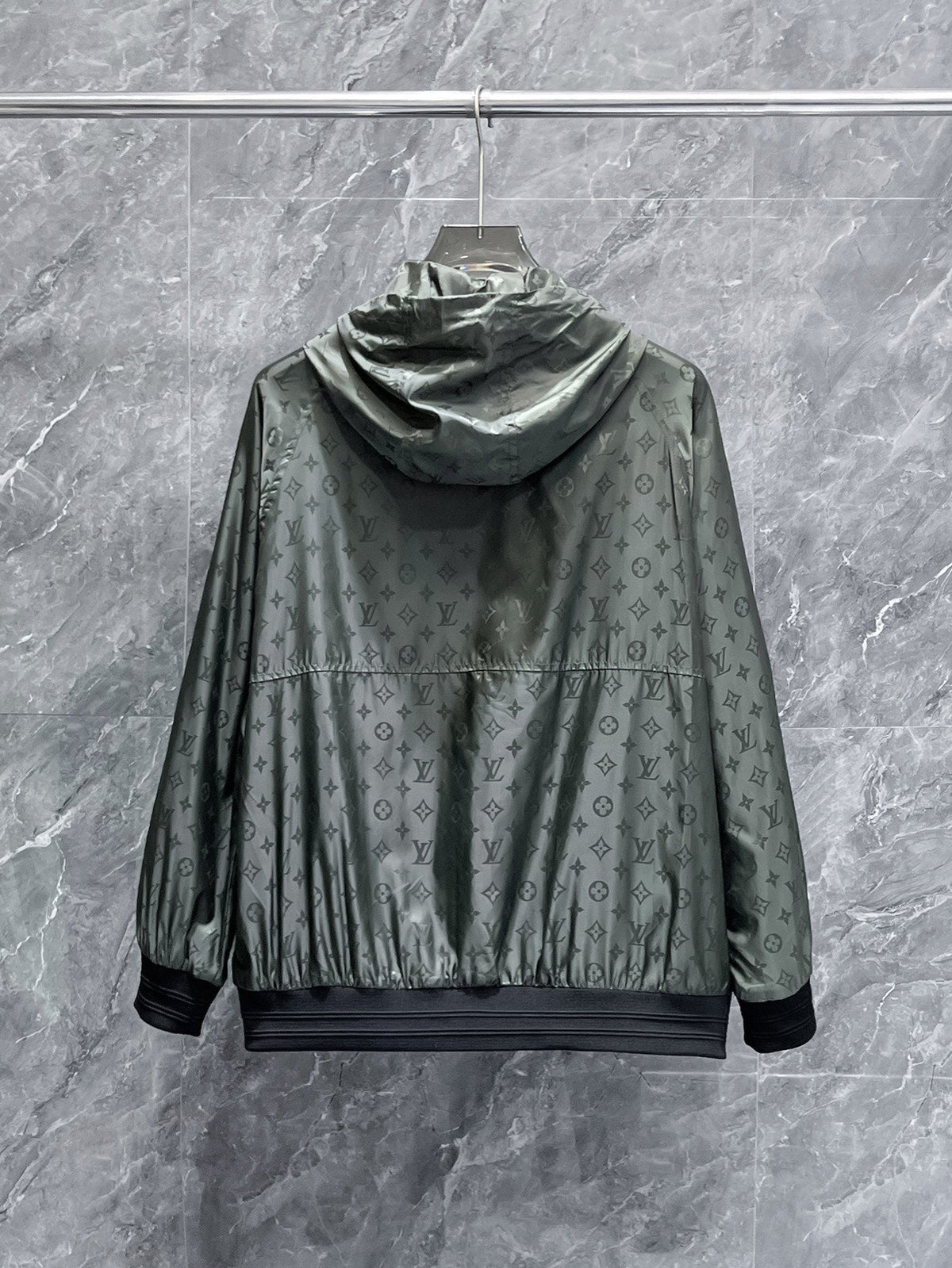 LV ARMY GREEN JACKET 239569