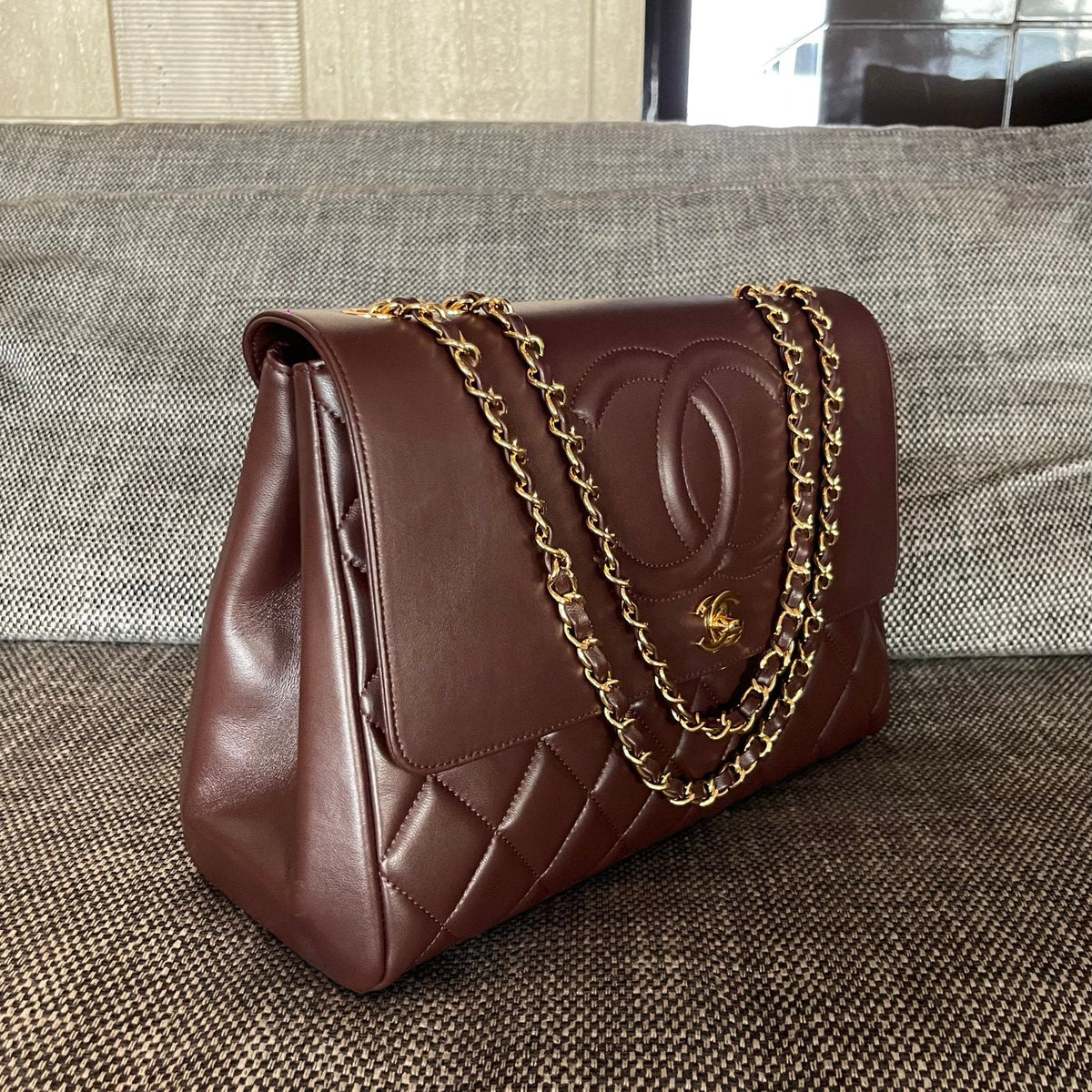 Chanel 2026 Vintage Quilted Large CC Flap Bag 33cm Embossed Calfskin