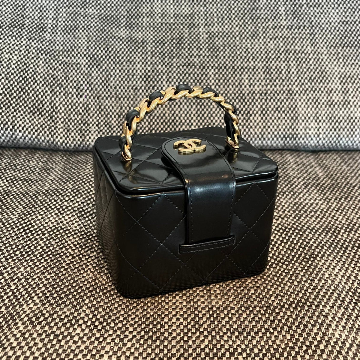 Chanel 2026 Vintage Mini Square Vanity Case 11cm Patent Calfskin
