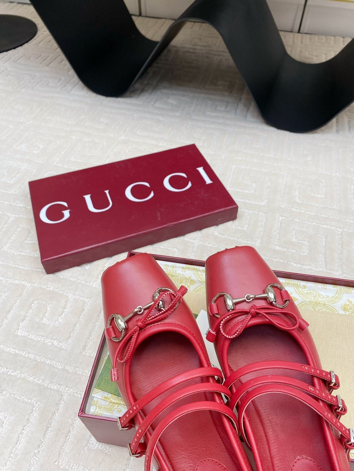 GG BALLET FLAT CRIMSON HORIZONTAL STRAPS LAMBSKIN